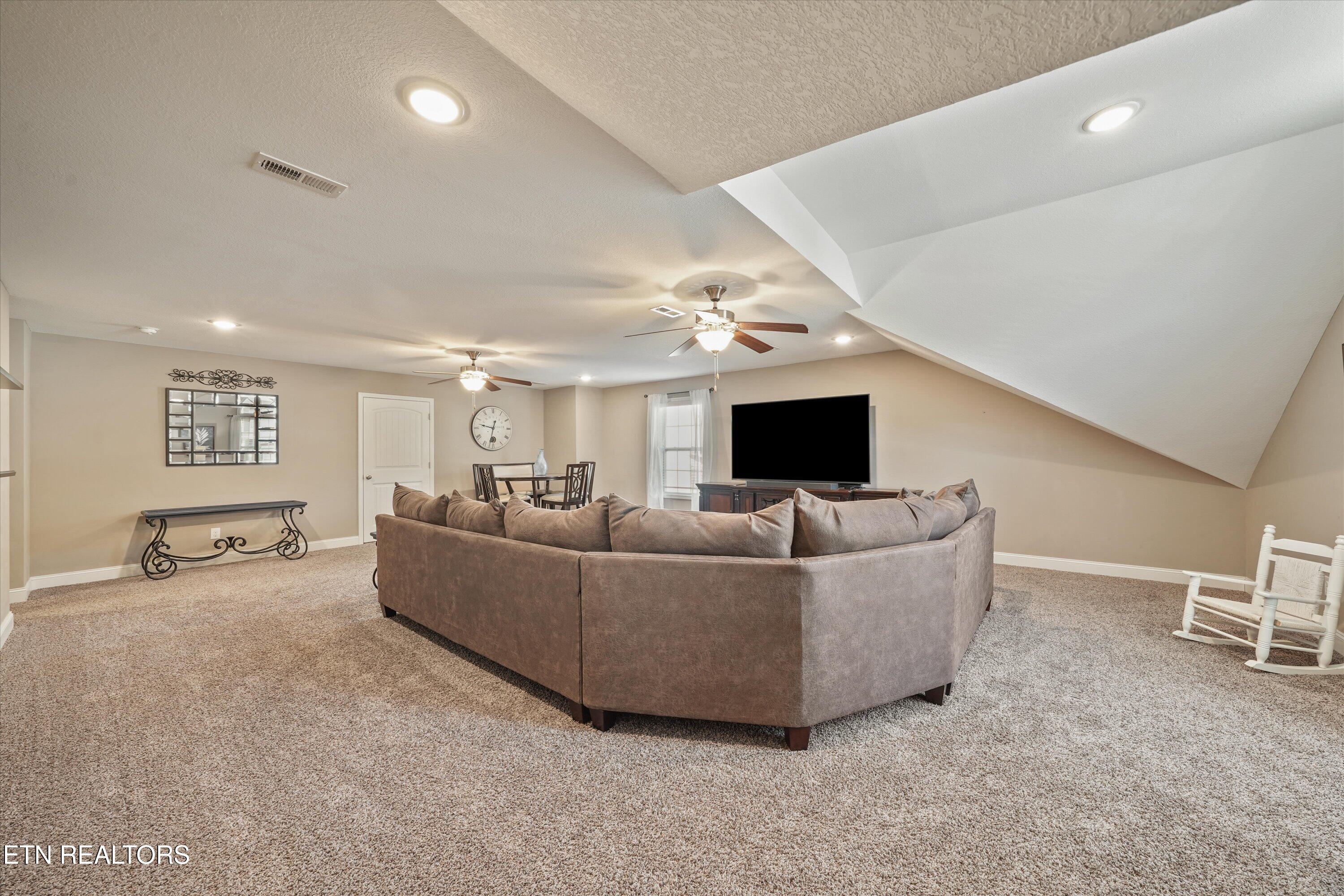 6016 Hollow View Lane Knoxville TN 37924
