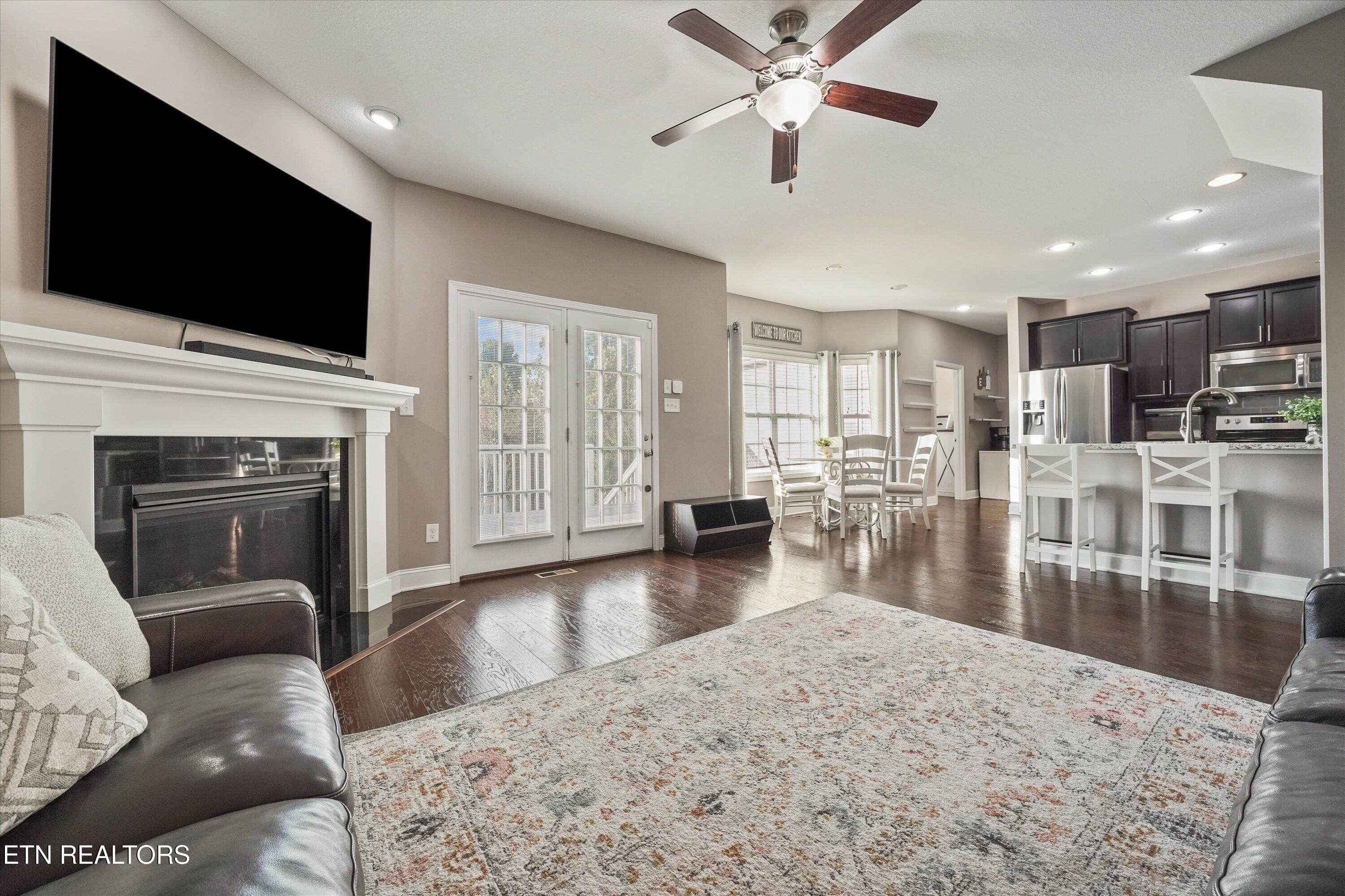 6016 Hollow View Lane Knoxville TN 37924
