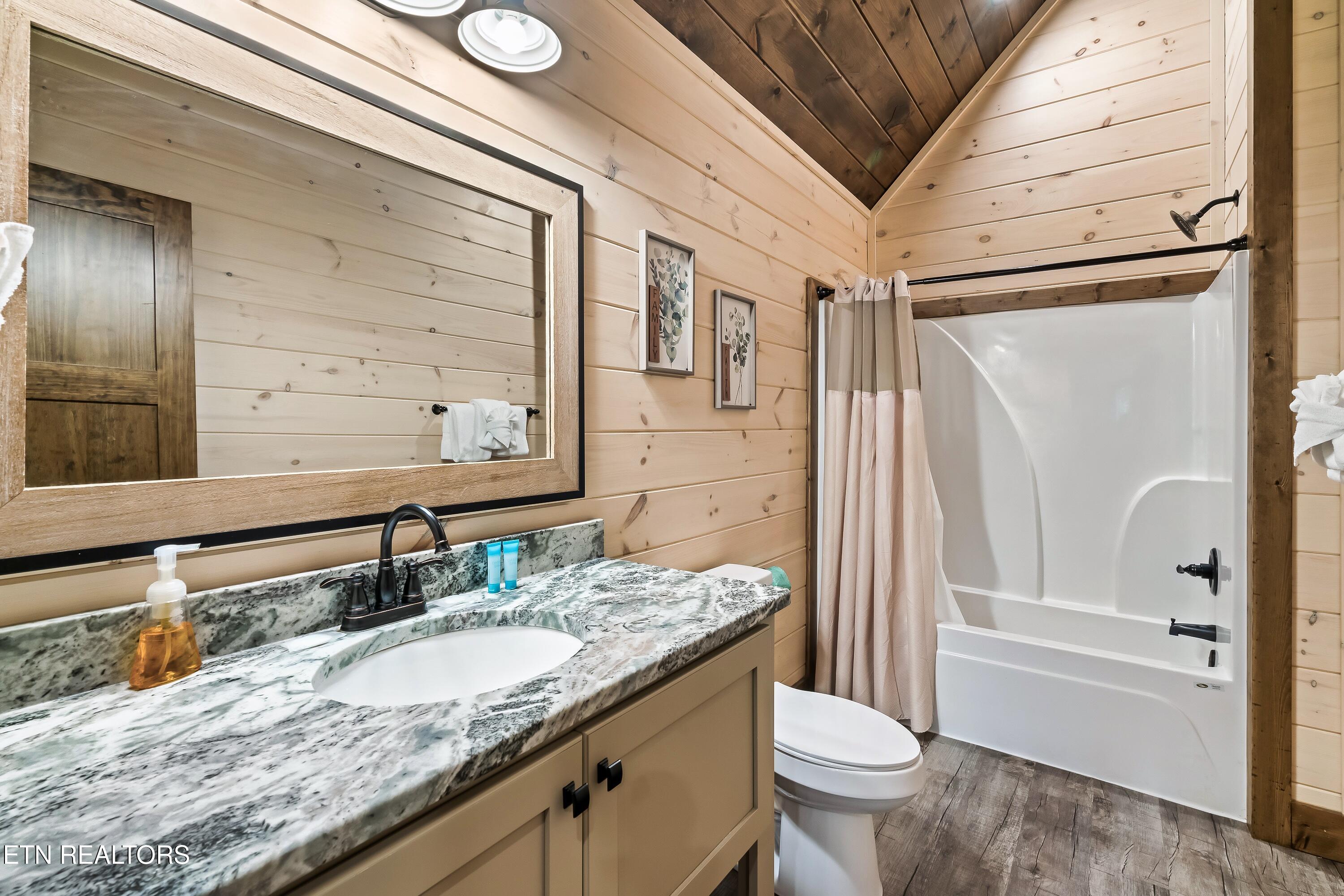 3504 Sandridge Way Pigeon Forge TN 37863