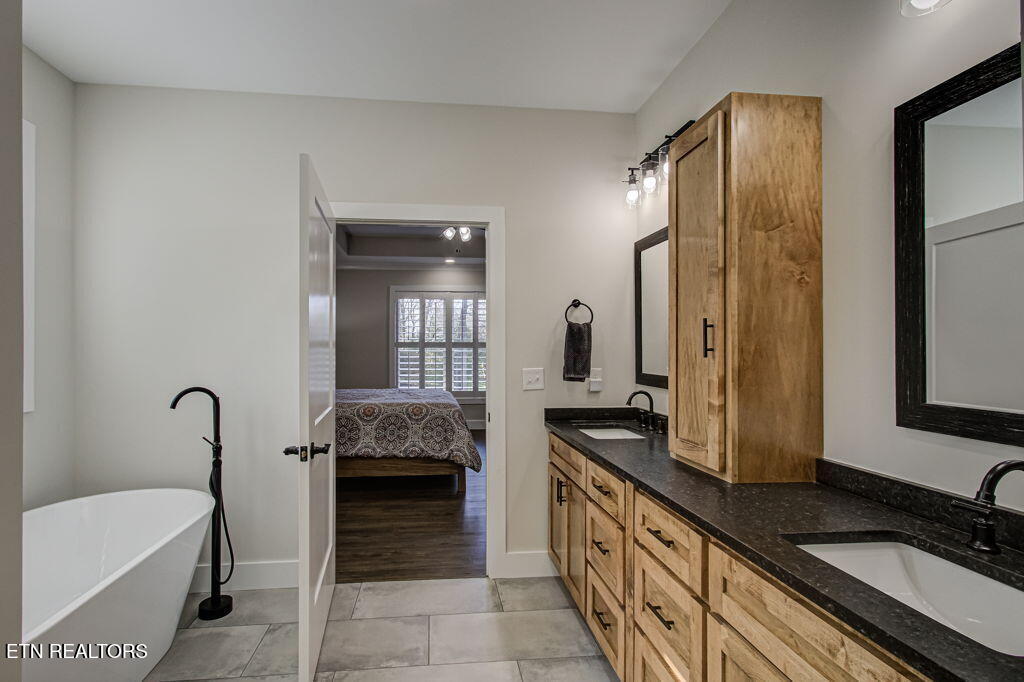 183 Saloli Way Loudon TN 37774