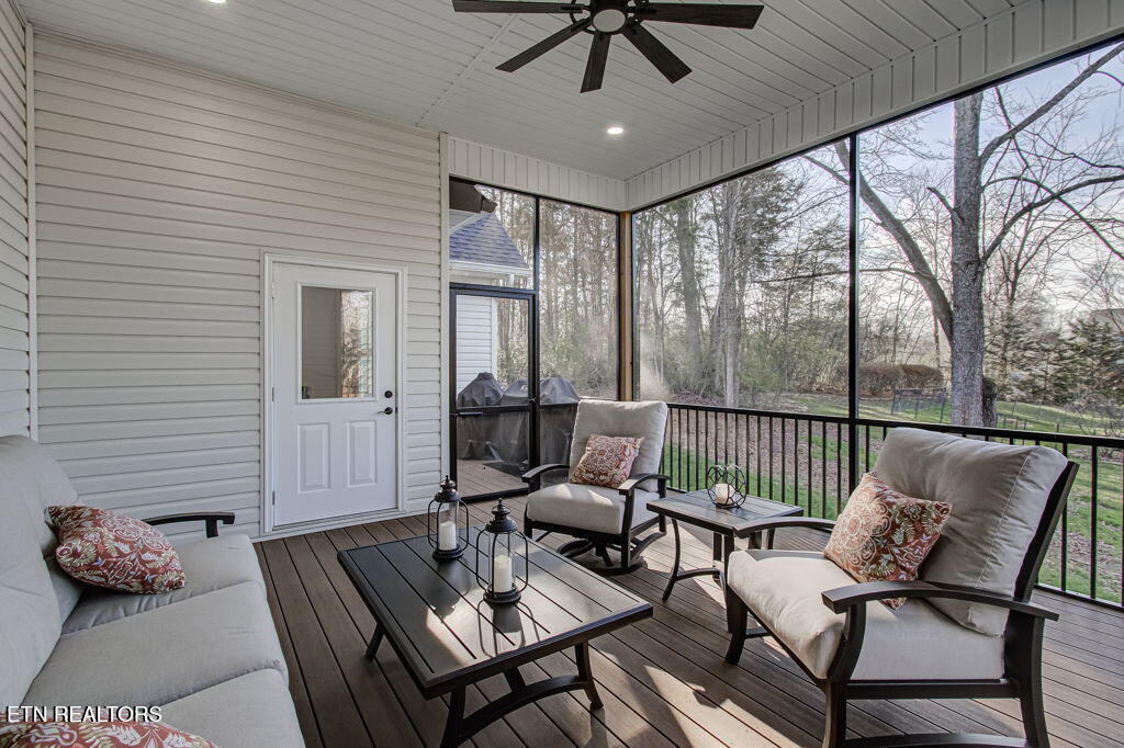 183 Saloli Way Loudon TN 37774