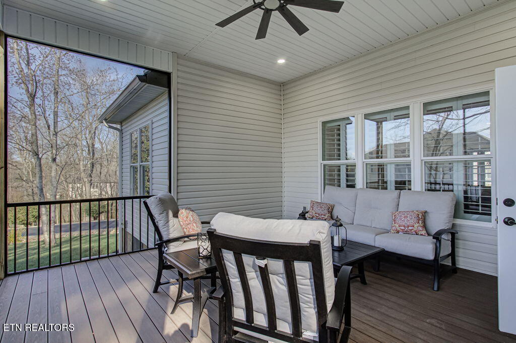 183 Saloli Way Loudon TN 37774