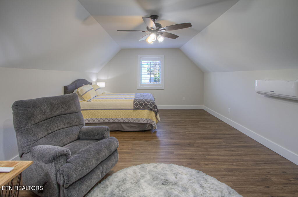 183 Saloli Way Loudon TN 37774