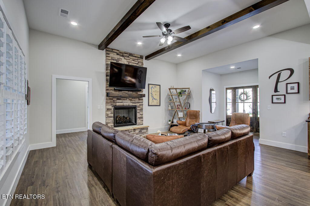 183 Saloli Way Loudon TN 37774