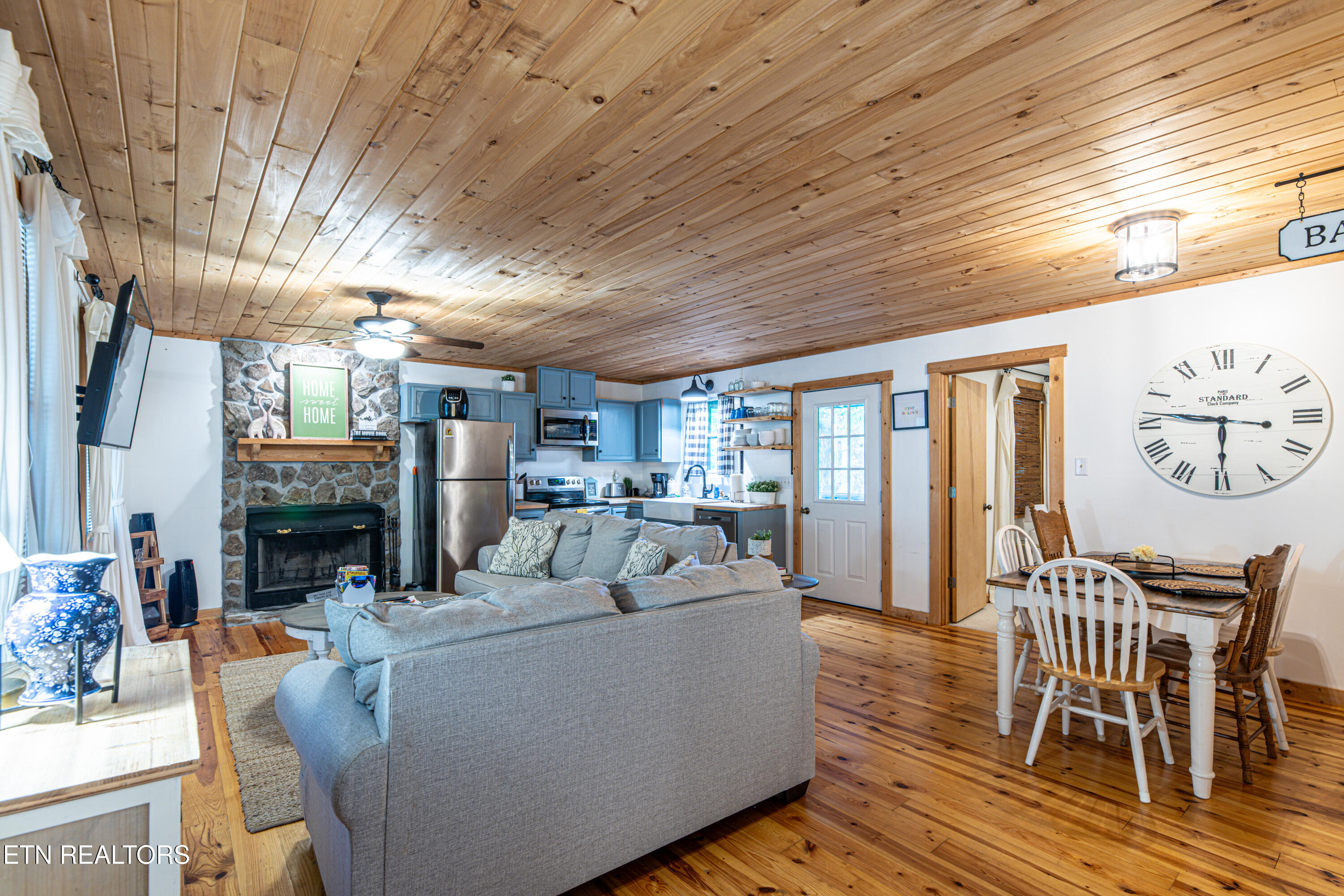 822 Christy Lane Townsend TN 37882