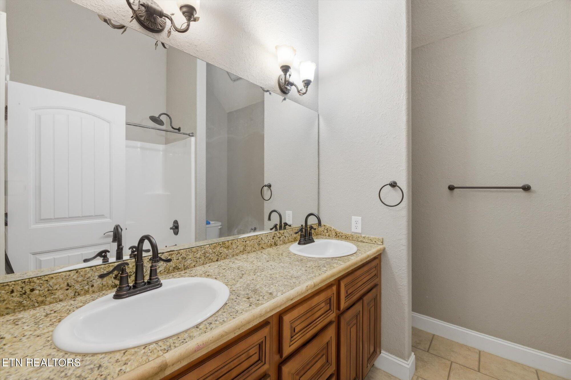 199 Kirk Circle Madisonville TN 37354