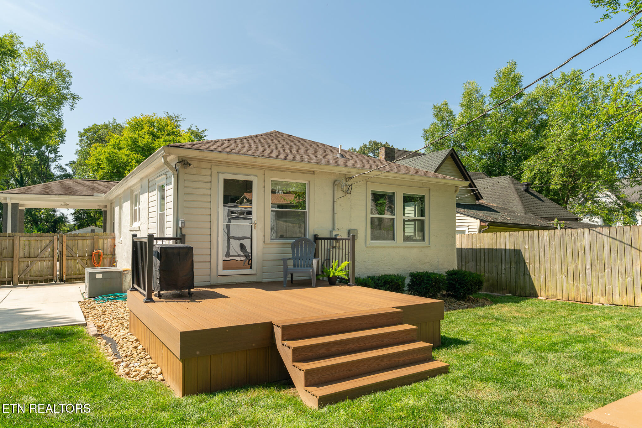 717 Hiawassee Avenue Knoxville TN 37917