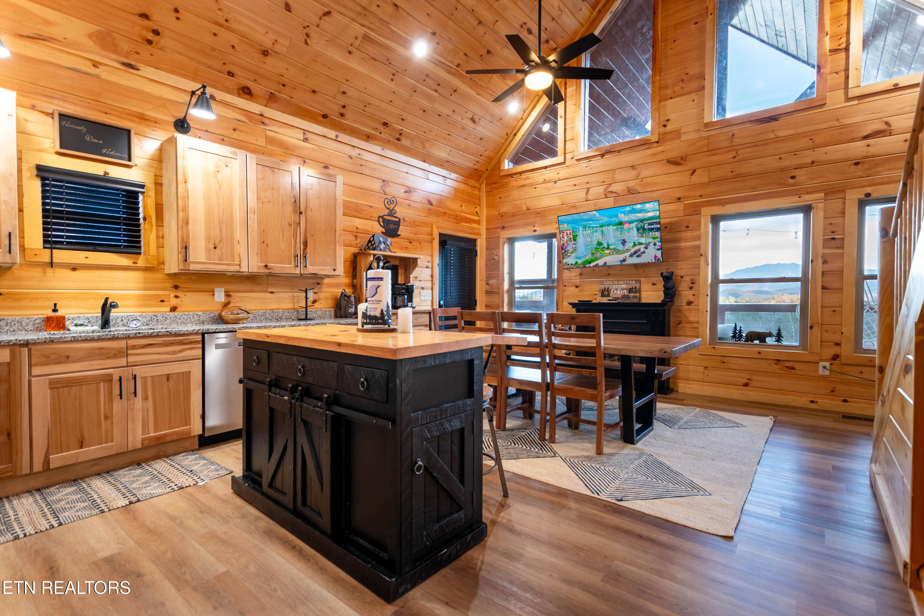 2138 Rising Fawn Way Sevierville TN 37876