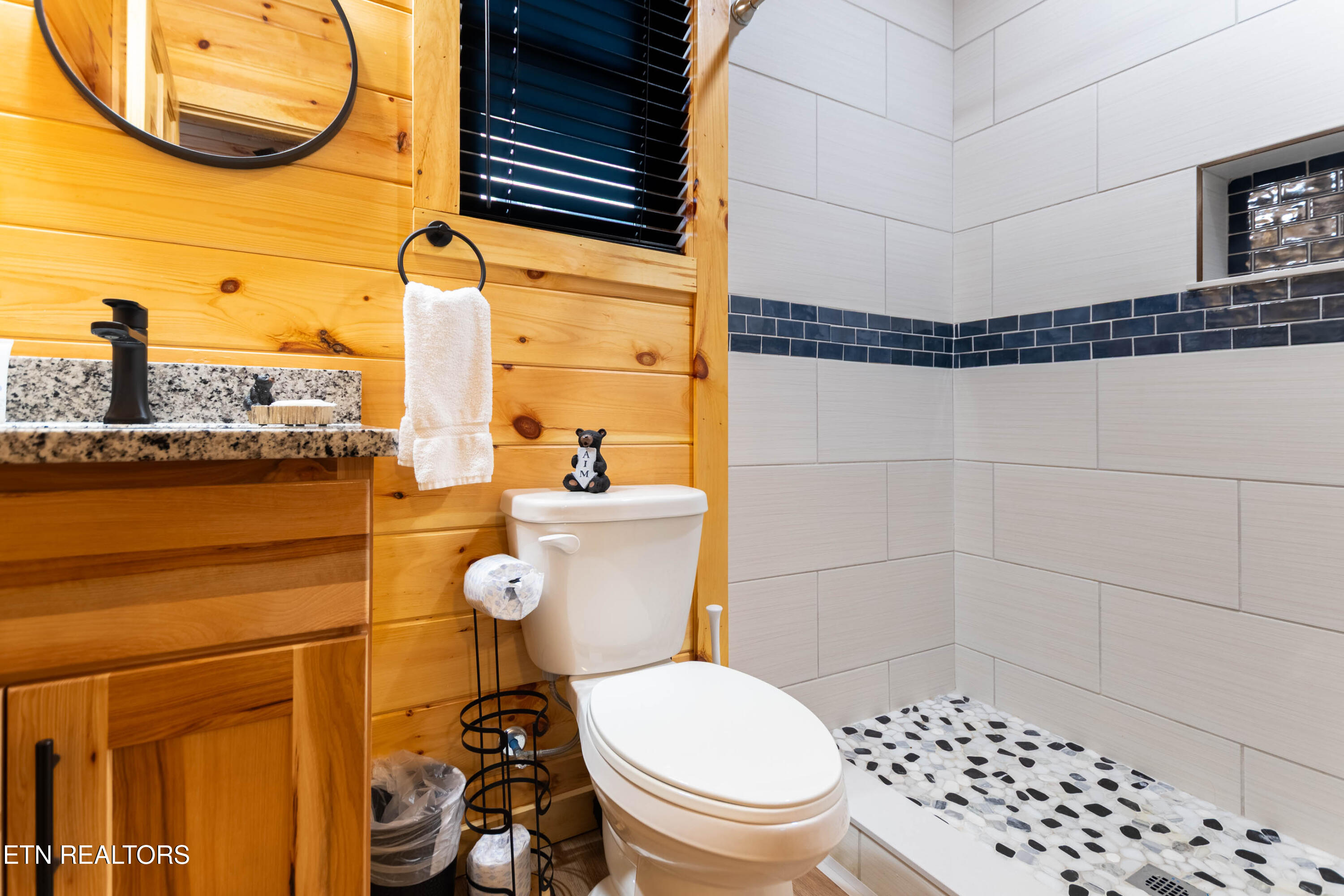 2138 Rising Fawn Way Sevierville TN 37876