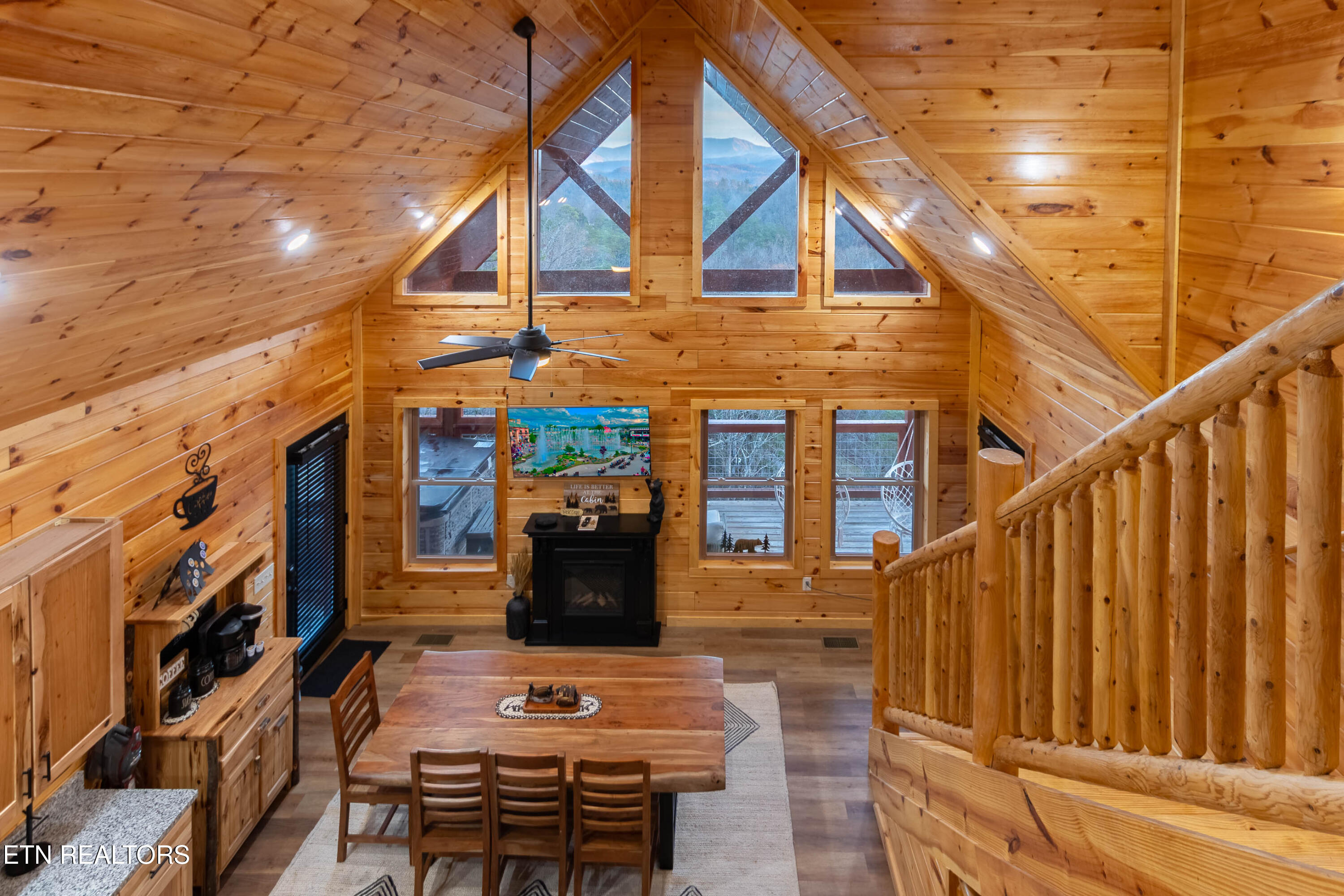 2138 Rising Fawn Way Sevierville TN 37876