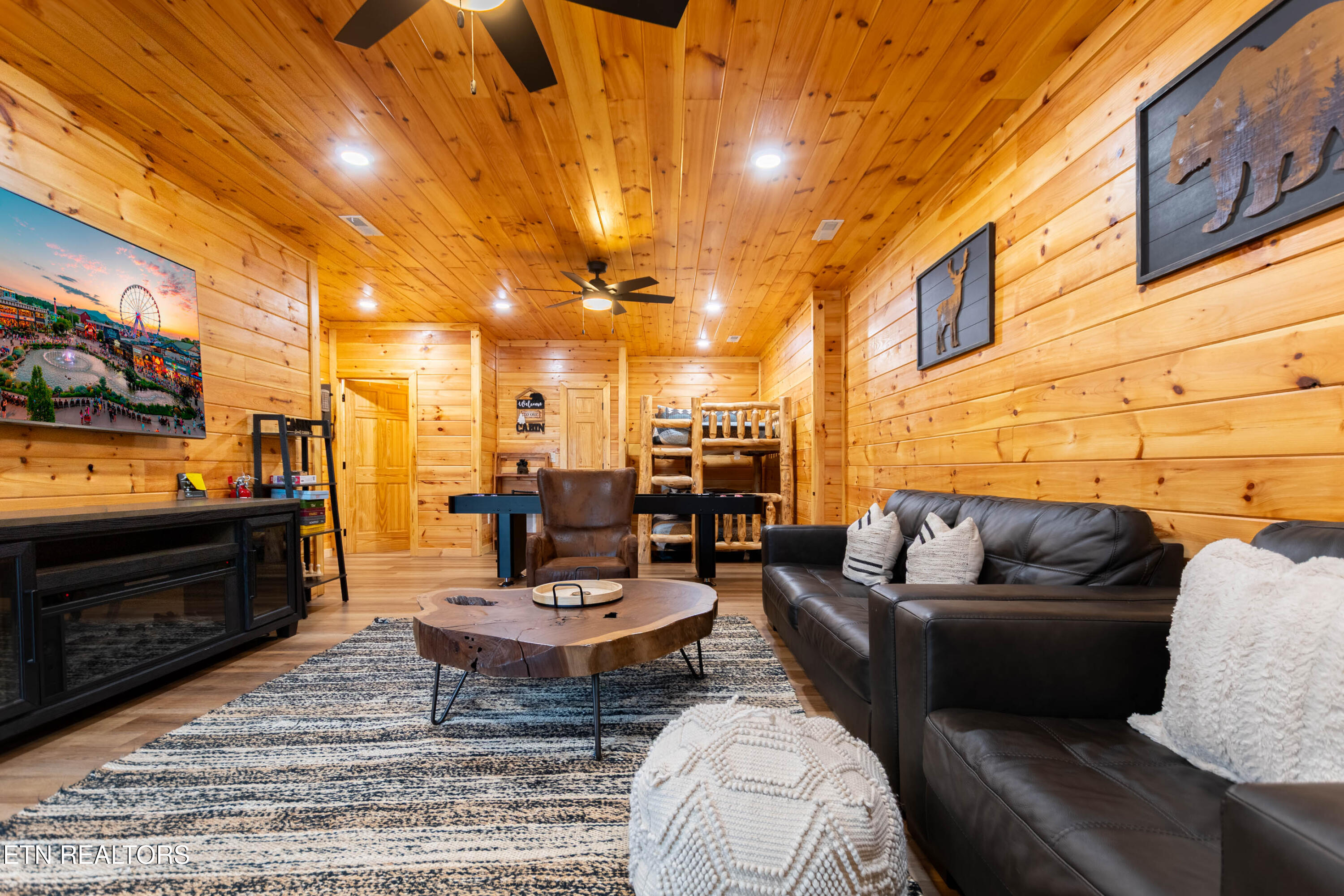2138 Rising Fawn Way Sevierville TN 37876
