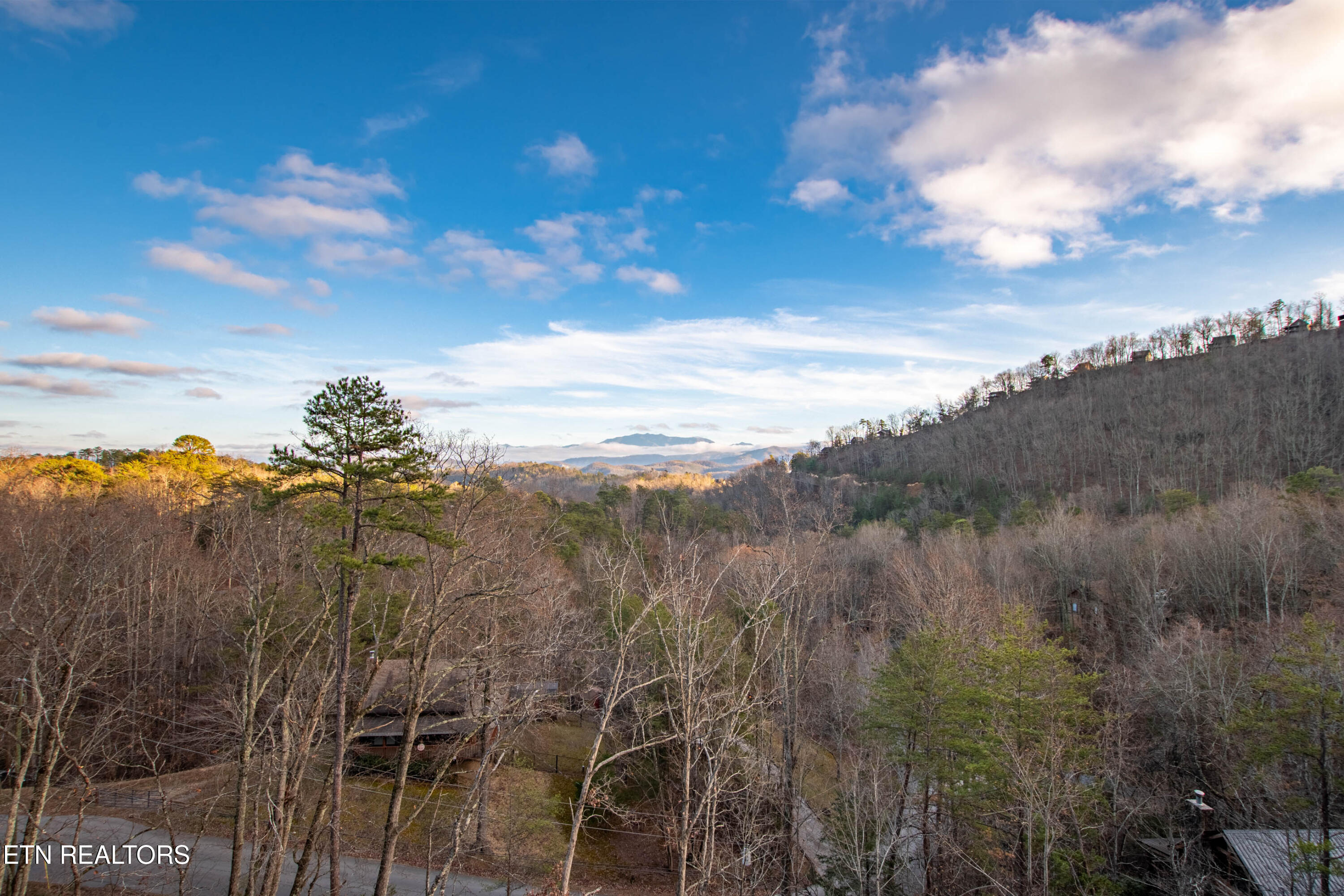 2138 Rising Fawn Way Sevierville TN 37876