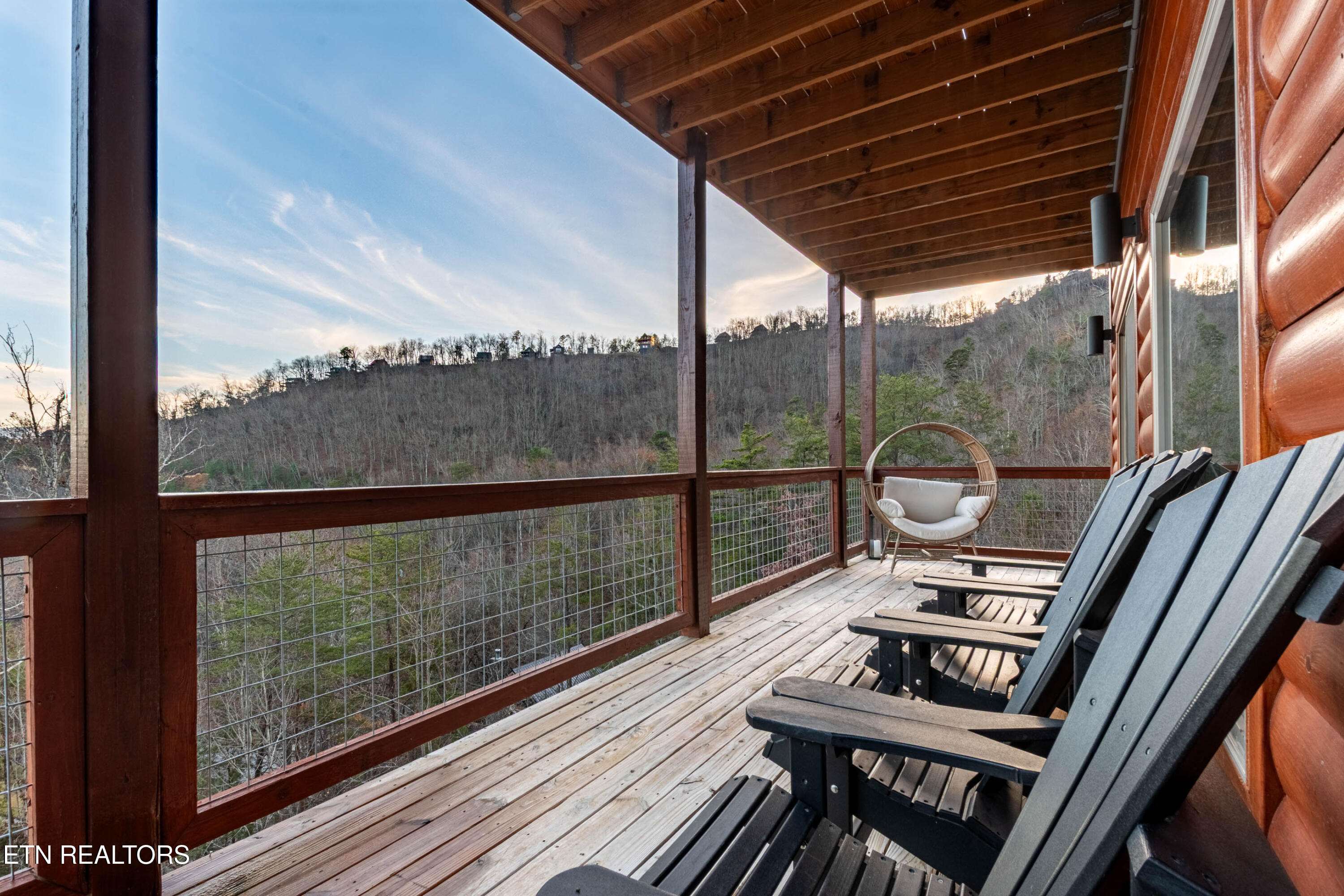 2138 Rising Fawn Way Sevierville TN 37876