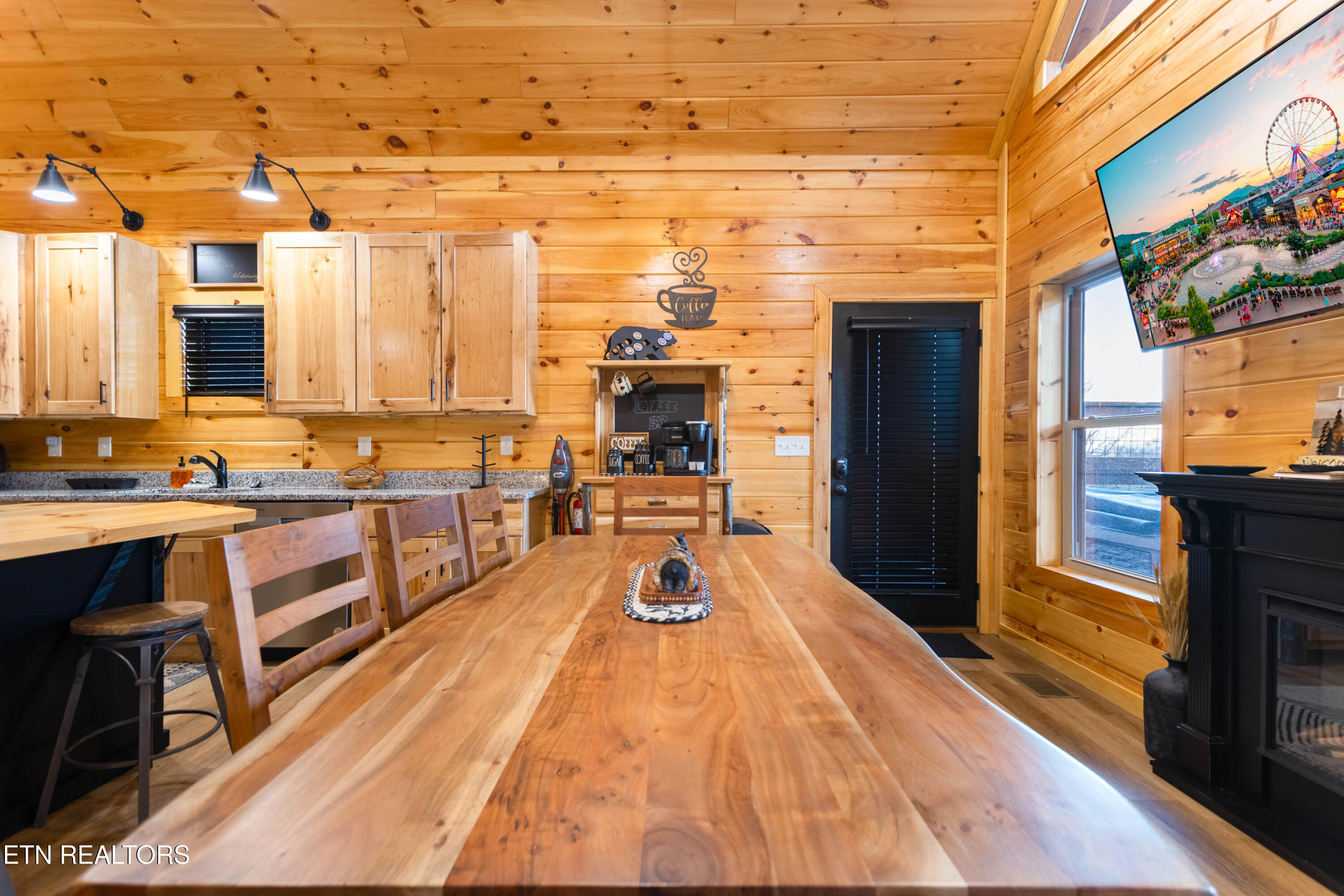 2138 Rising Fawn Way Sevierville TN 37876