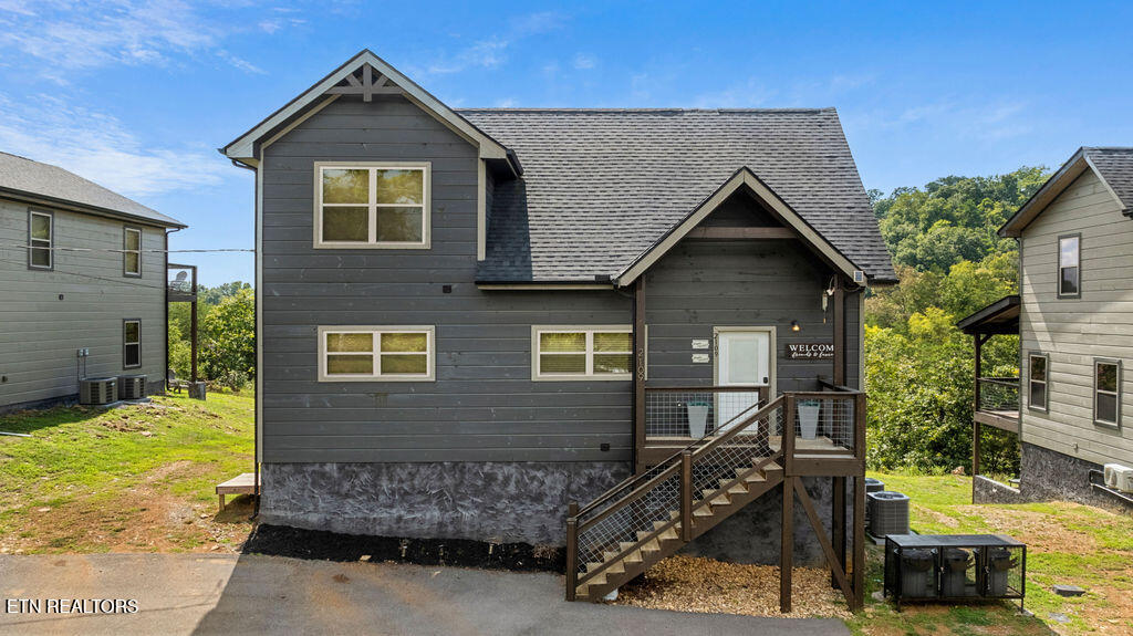 2109 Eagle Feather Drive Sevierville TN 37876