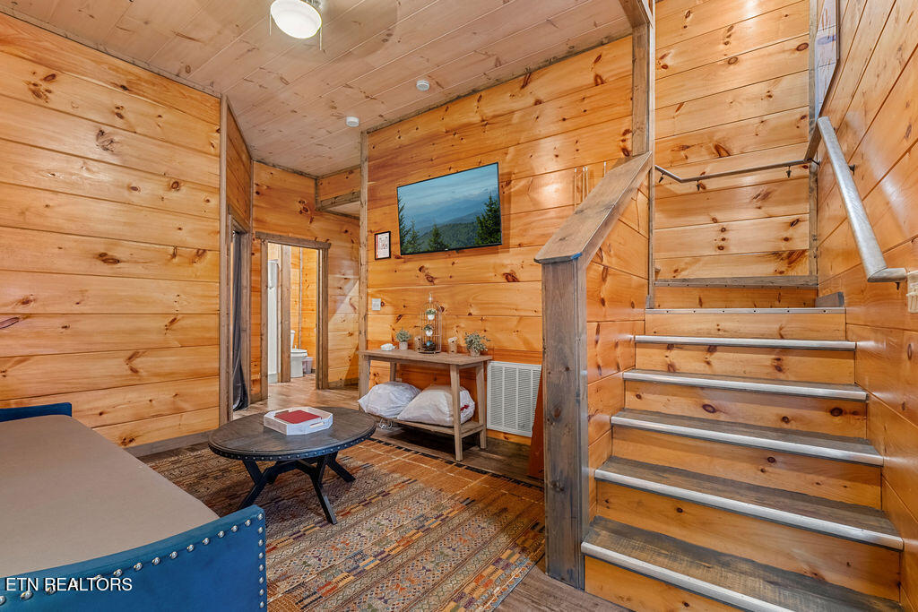 2109 Eagle Feather Drive Sevierville TN 37876