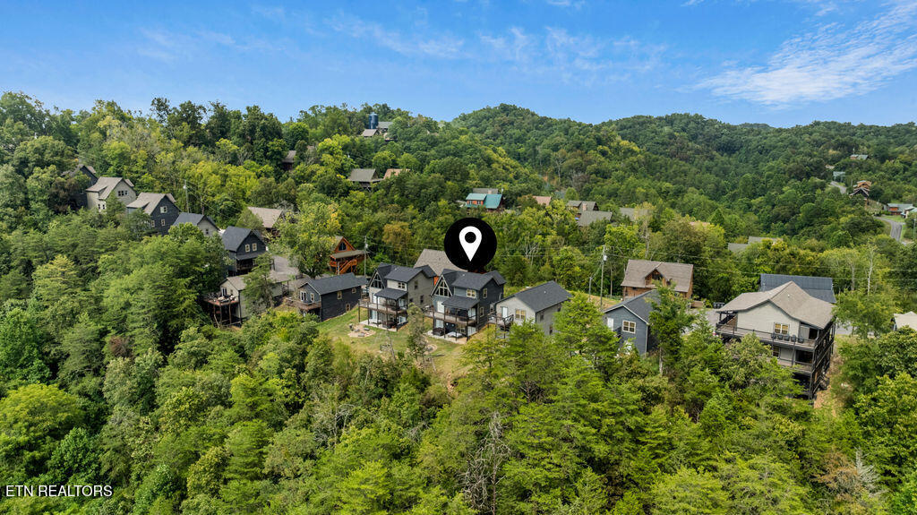 2109 Eagle Feather Drive Sevierville TN 37876
