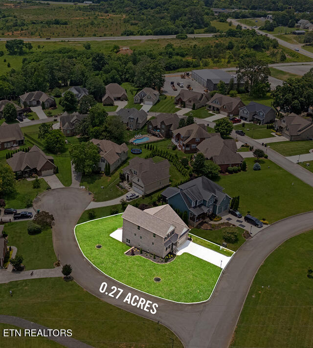 180 Hatteras Circle Lenoir City TN 37772