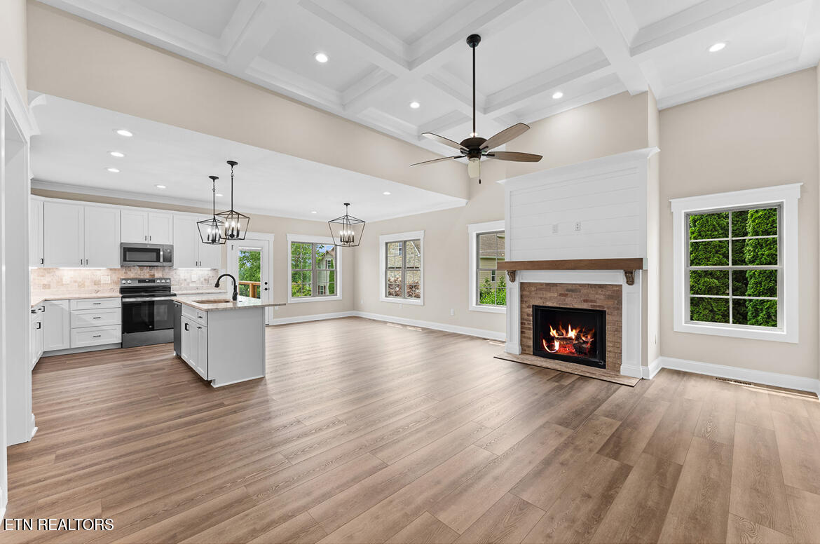 180 Hatteras Circle Lenoir City TN 37772