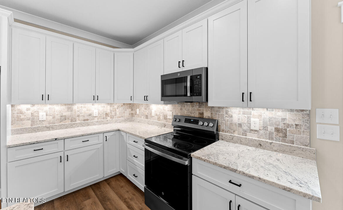 180 Hatteras Circle Lenoir City TN 37772
