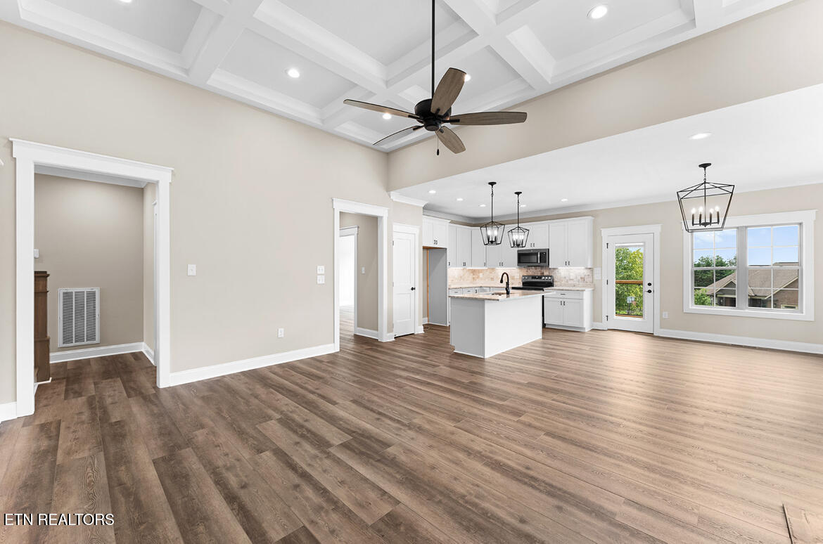 180 Hatteras Circle Lenoir City TN 37772