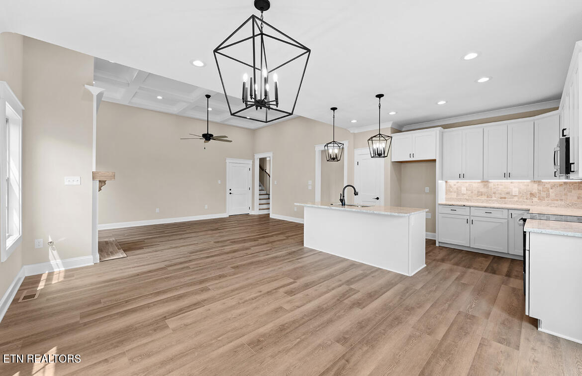 180 Hatteras Circle Lenoir City TN 37772