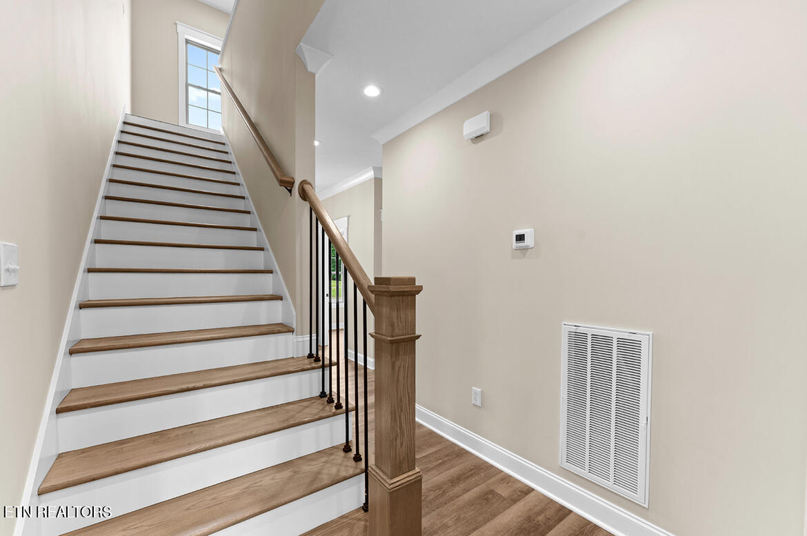 180 Hatteras Circle Lenoir City TN 37772