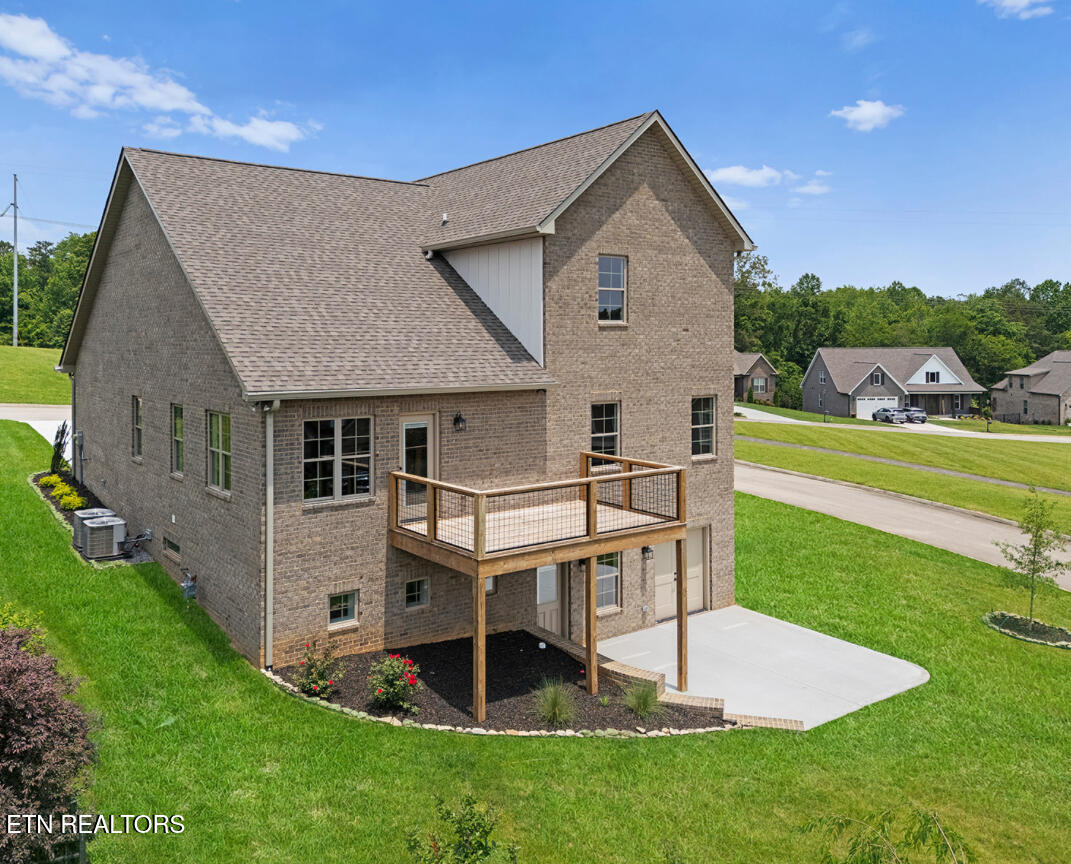 180 Hatteras Circle Lenoir City TN 37772