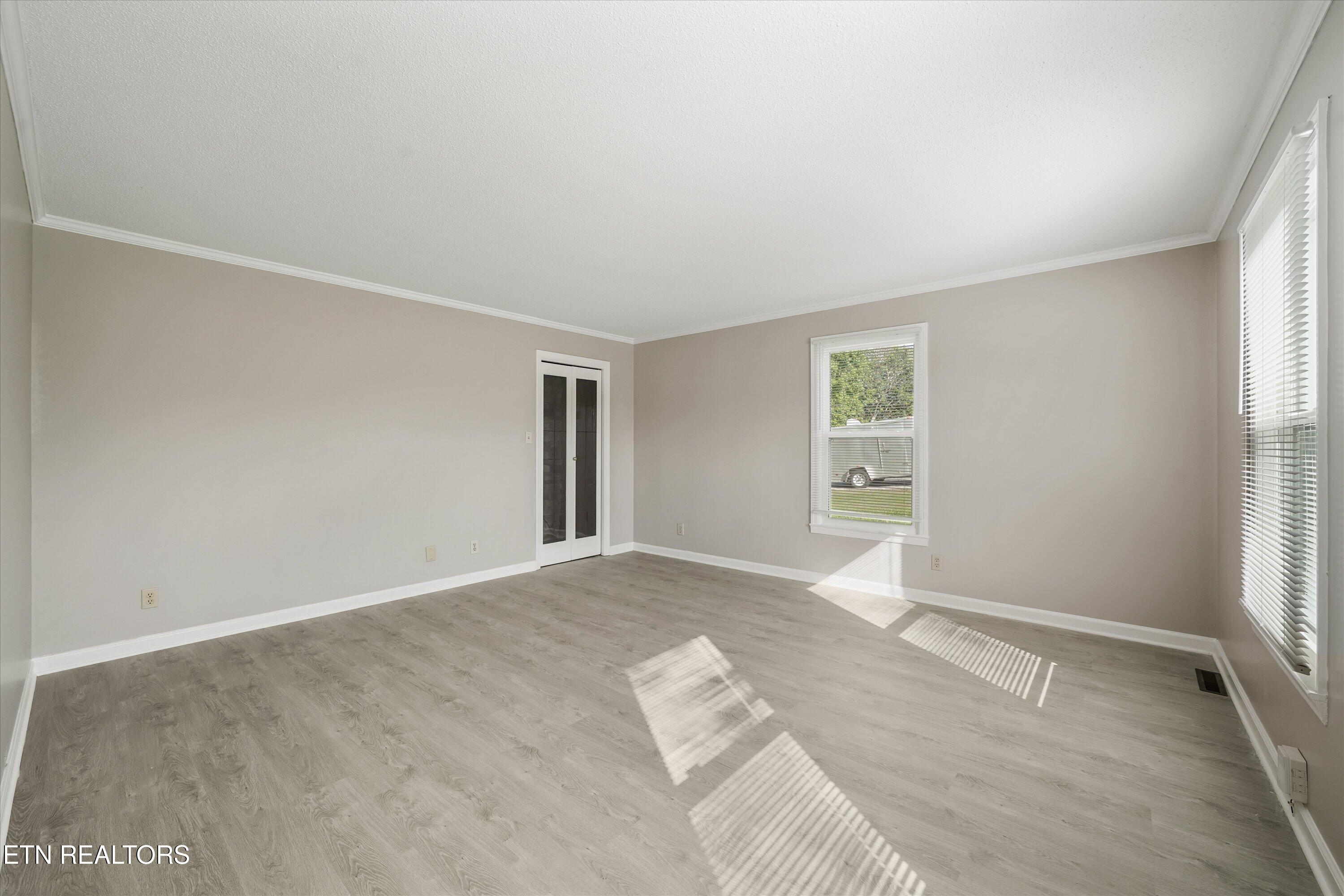 327 Kenmark Drive Maryville TN 37803