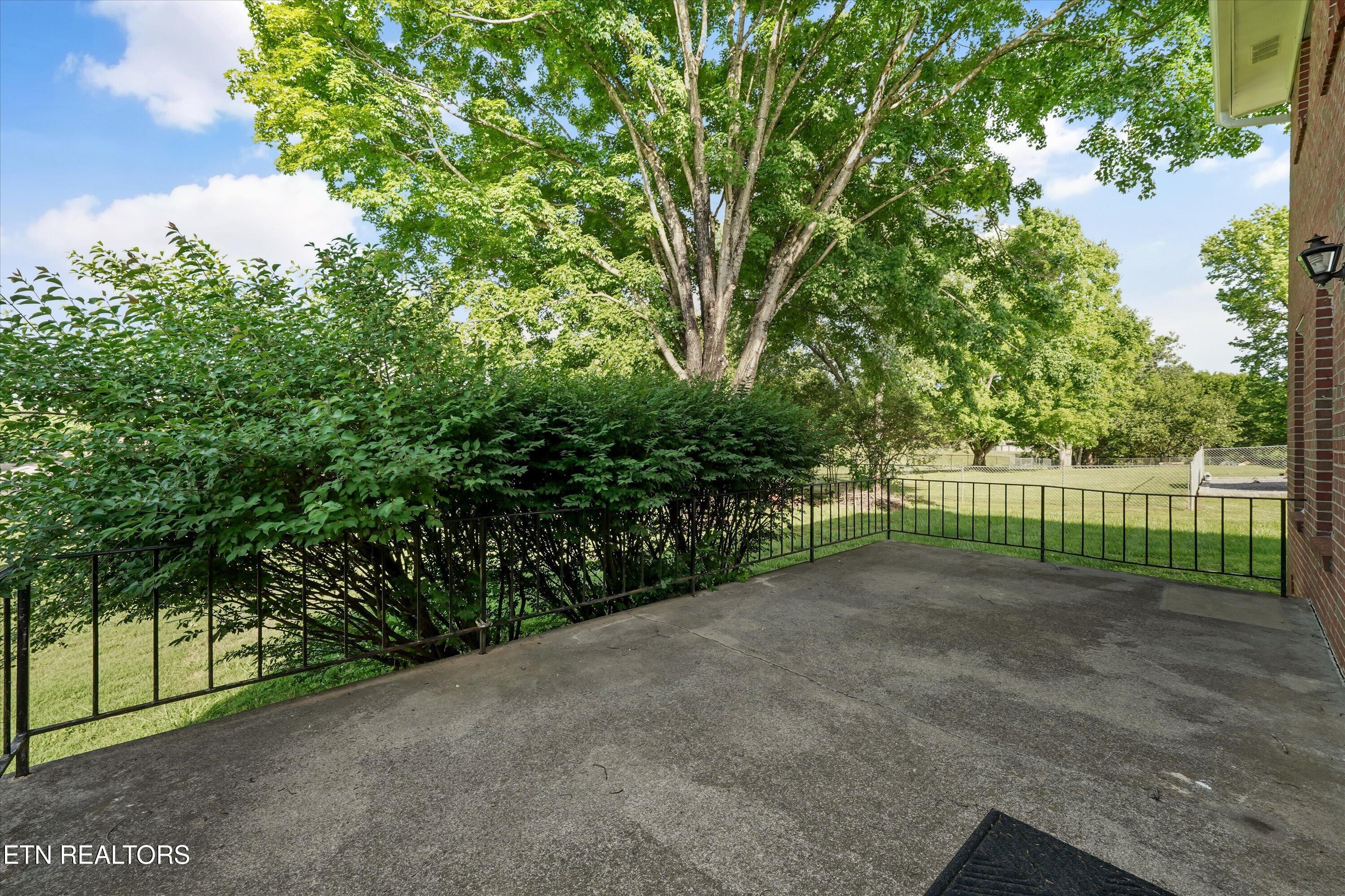 327 Kenmark Drive Maryville TN 37803