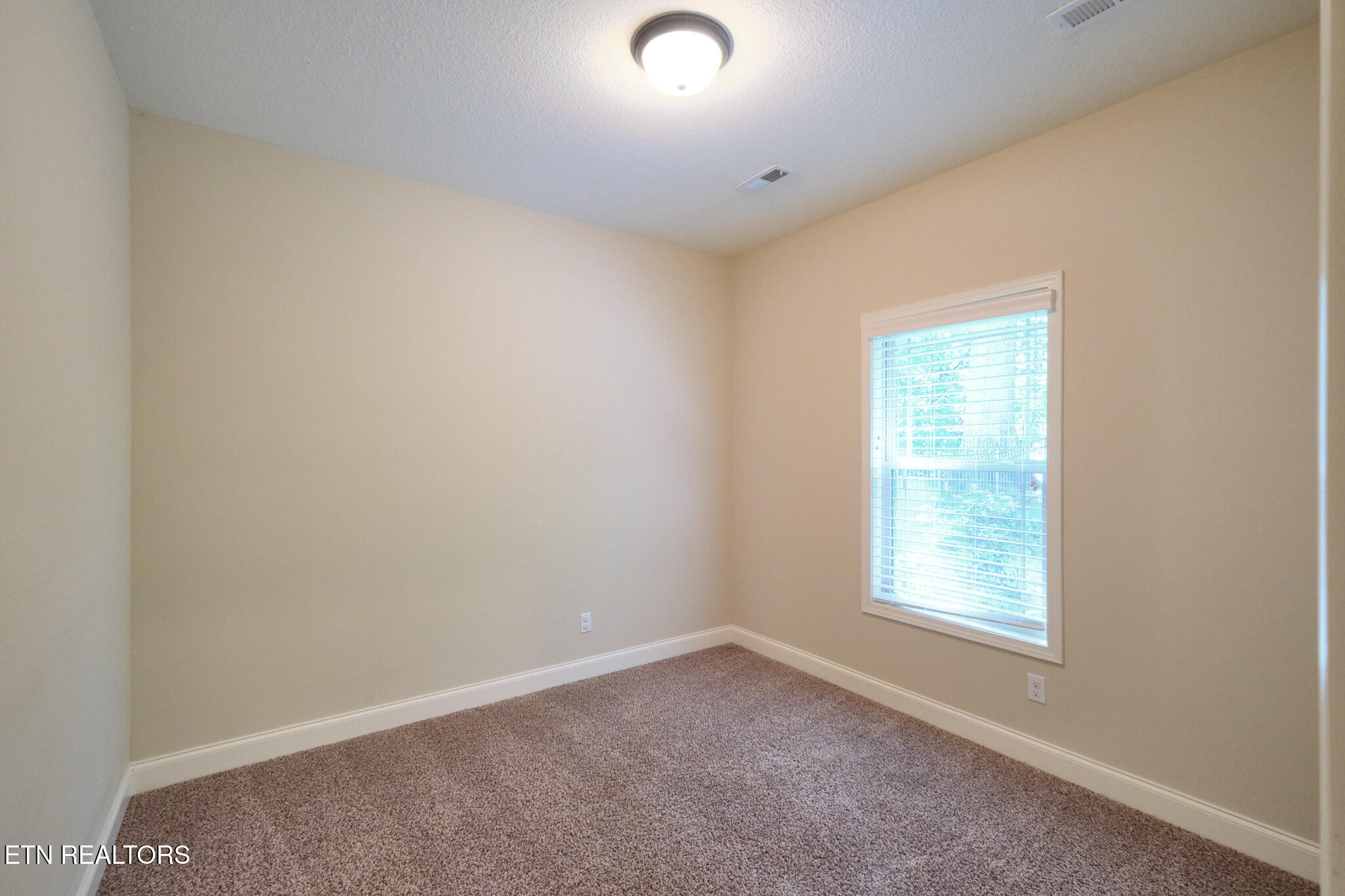 1111 Front Royal Lane Knoxville TN 37922