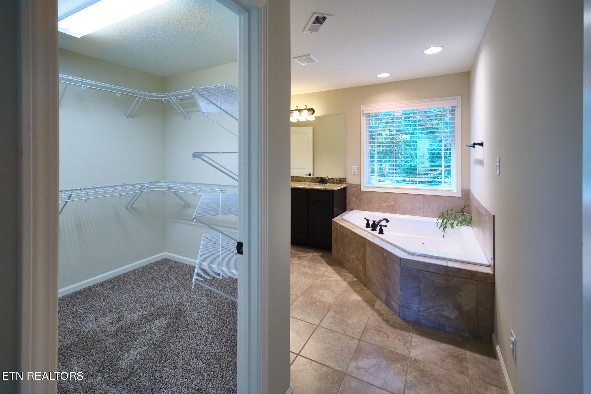 1111 Front Royal Lane Knoxville TN 37922