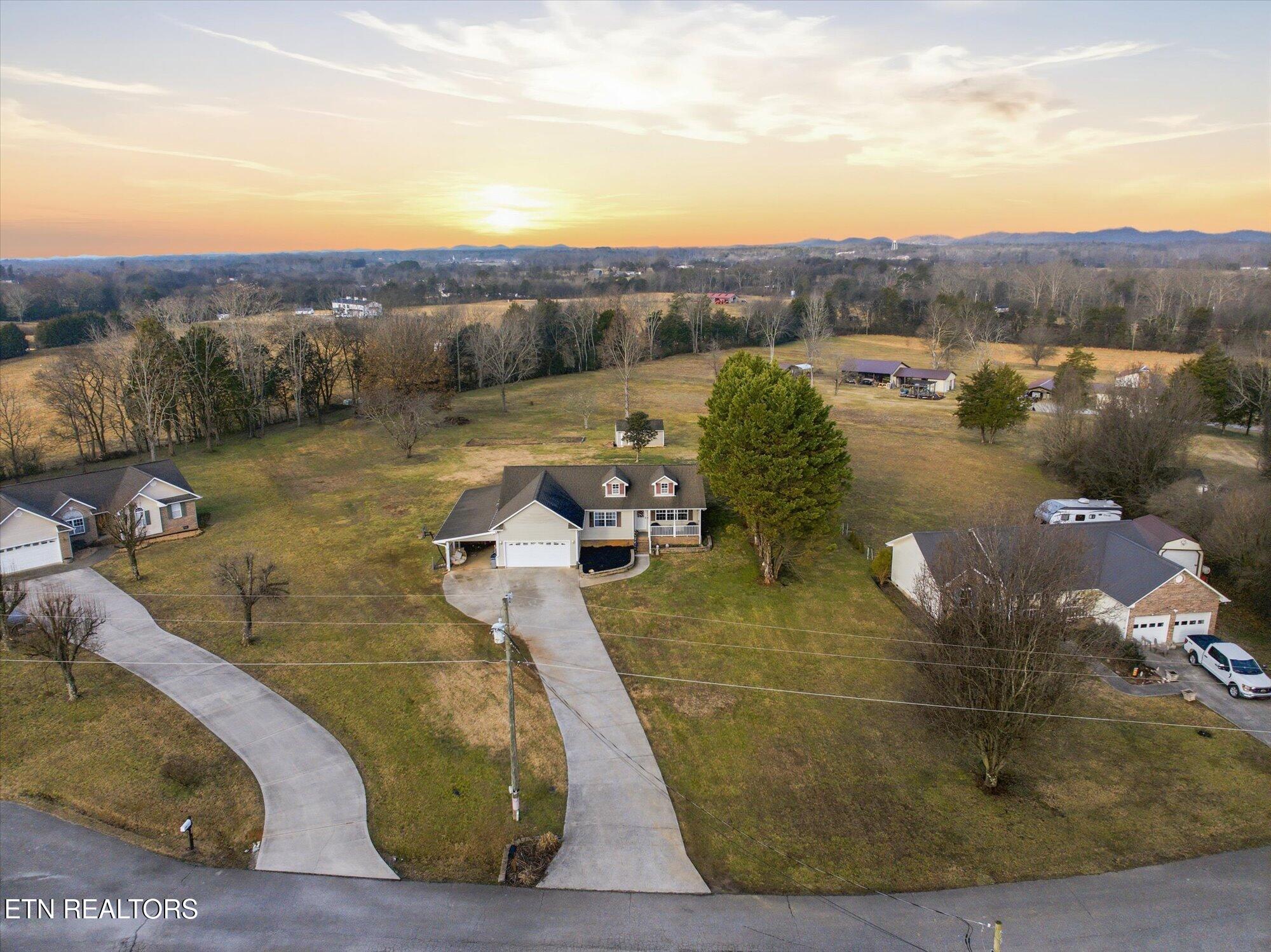220 Autumn Lane Madisonville TN 37354