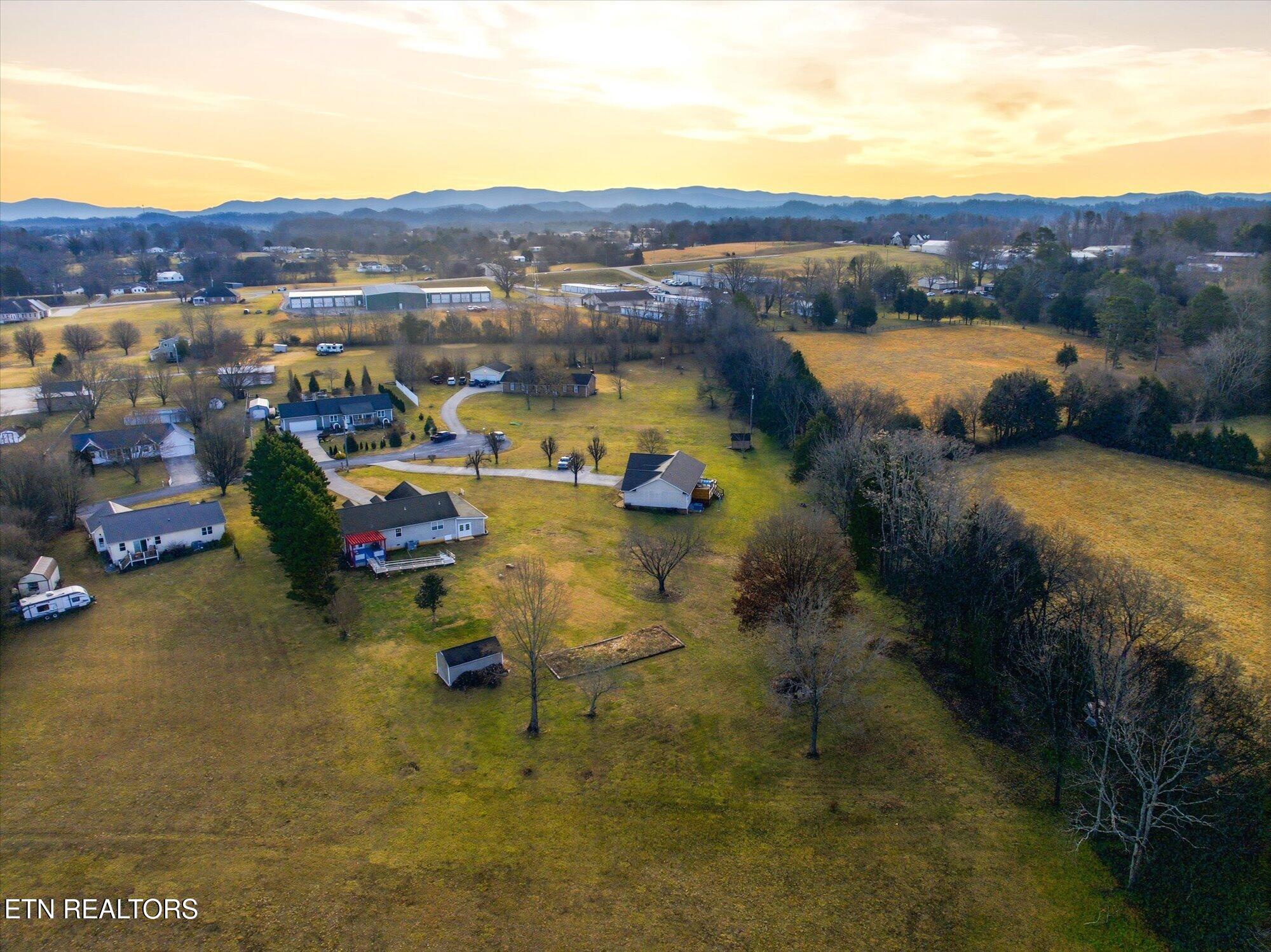 220 Autumn Lane Madisonville TN 37354