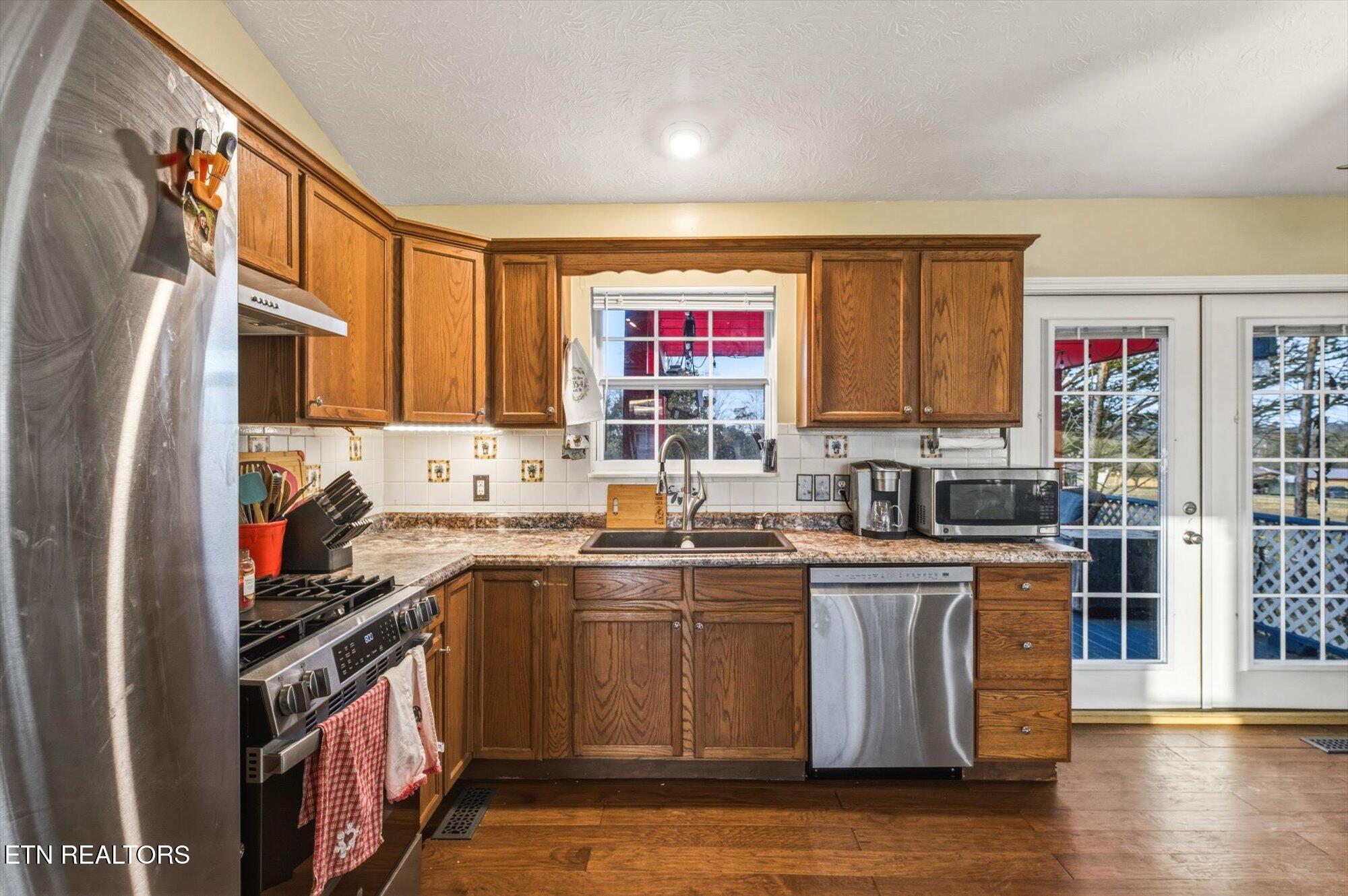 220 Autumn Lane Madisonville TN 37354