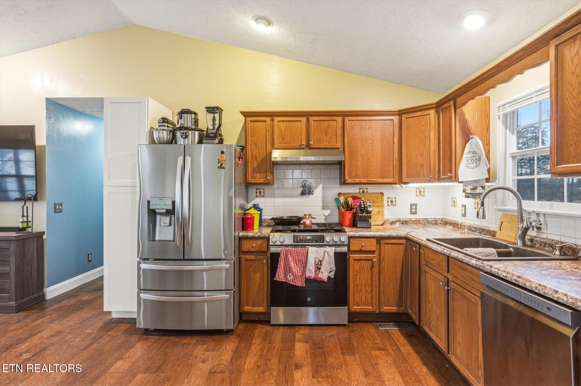 220 Autumn Lane Madisonville TN 37354