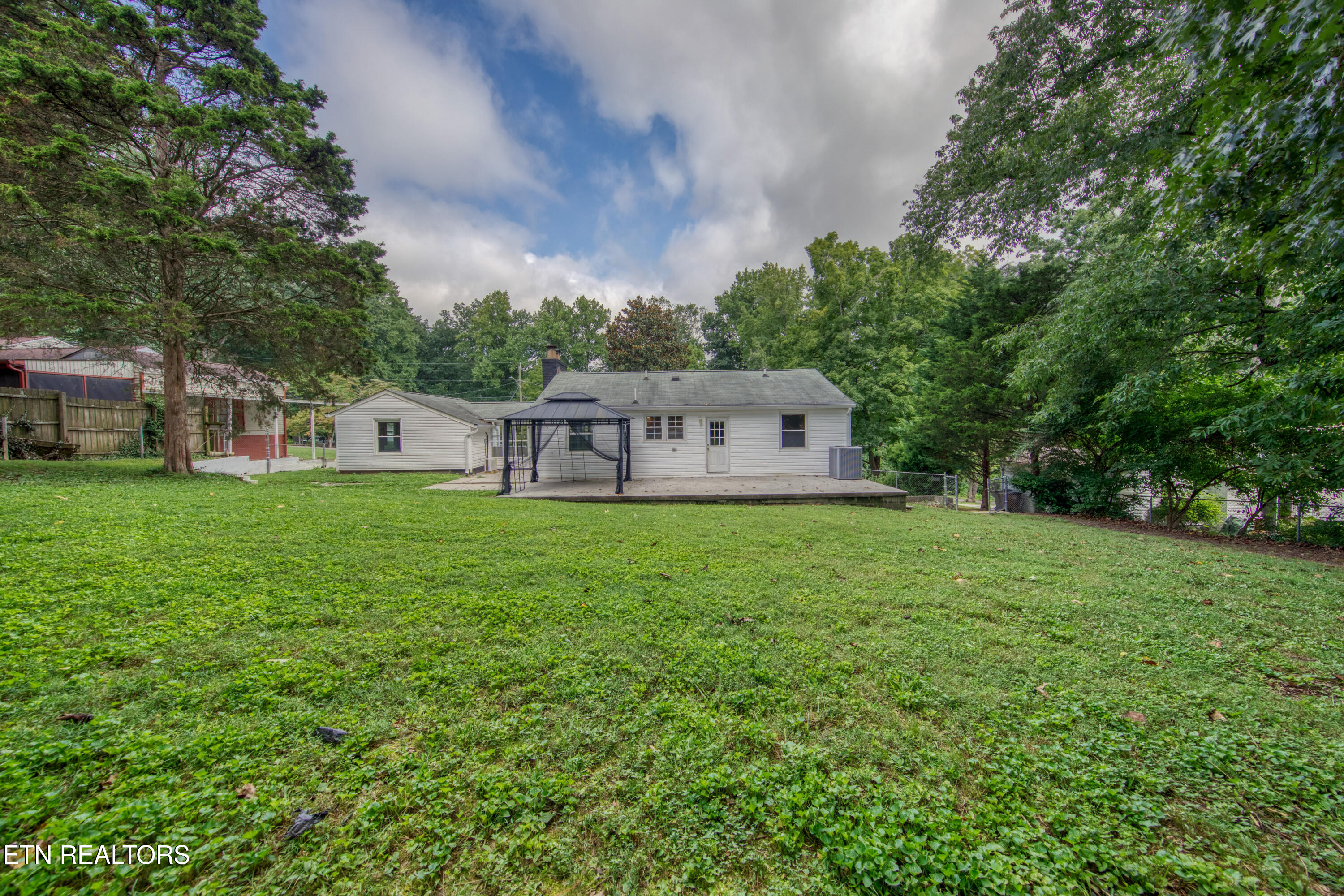 1806 Westchester Drive Knoxville TN 37918