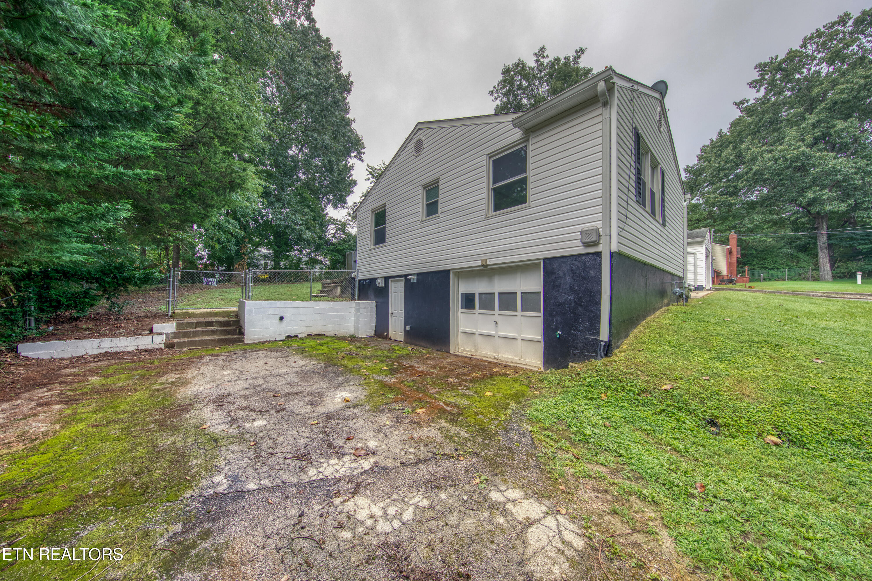 1806 Westchester Drive Knoxville TN 37918