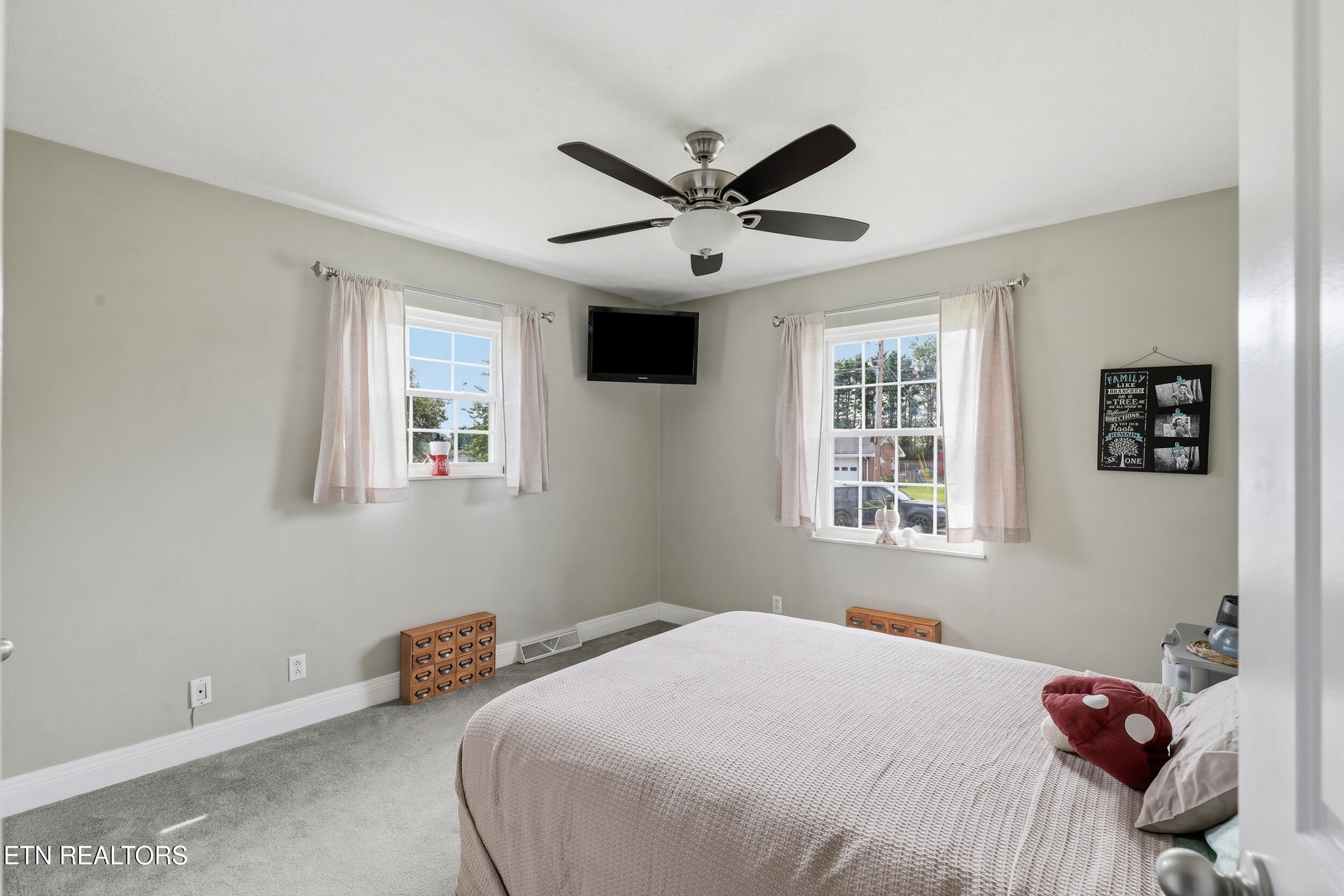 135 Colonial Circle Seymour TN 37865