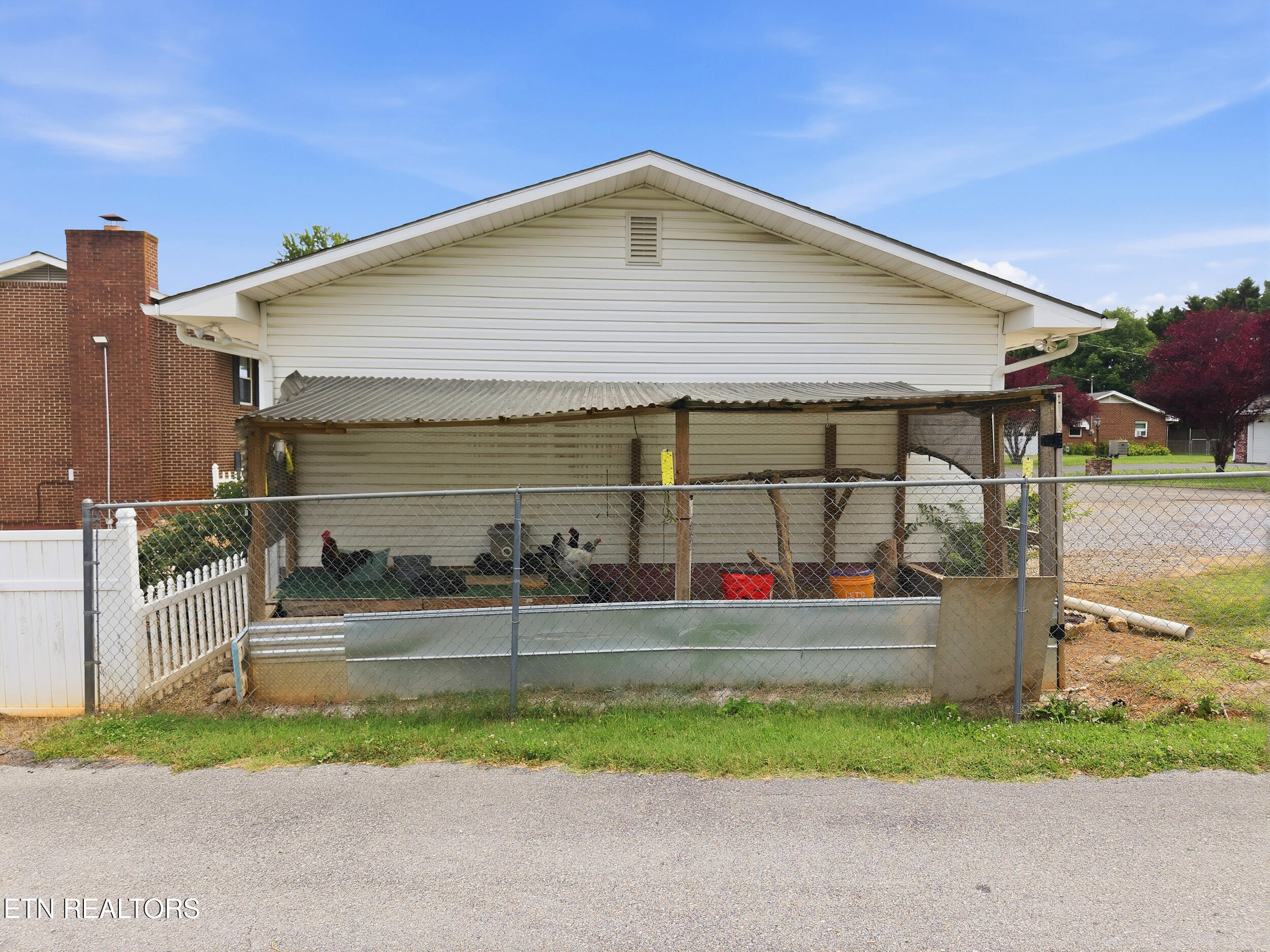 135 Colonial Circle Seymour TN 37865