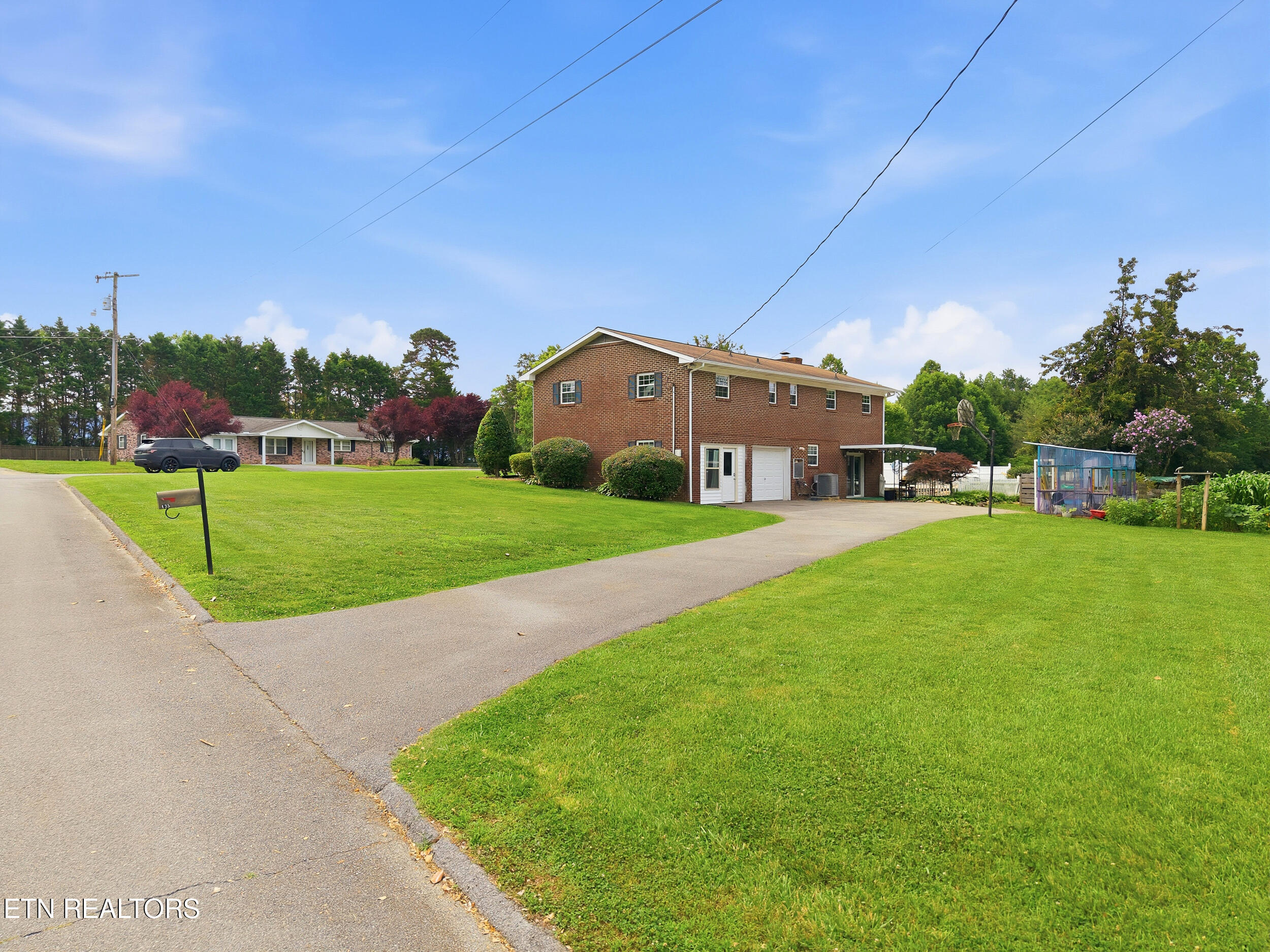 135 Colonial Circle Seymour TN 37865
