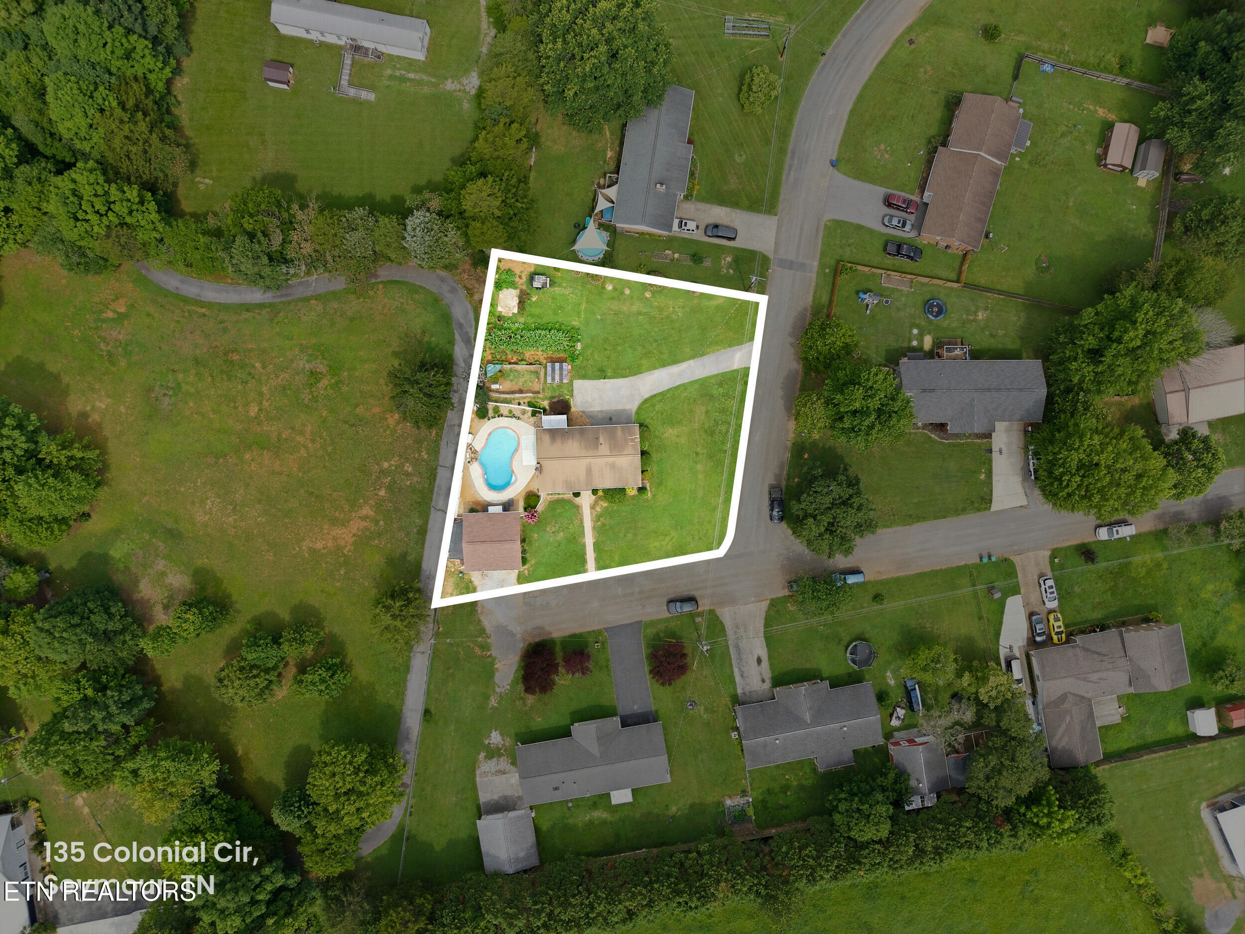 135 Colonial Circle Seymour TN 37865