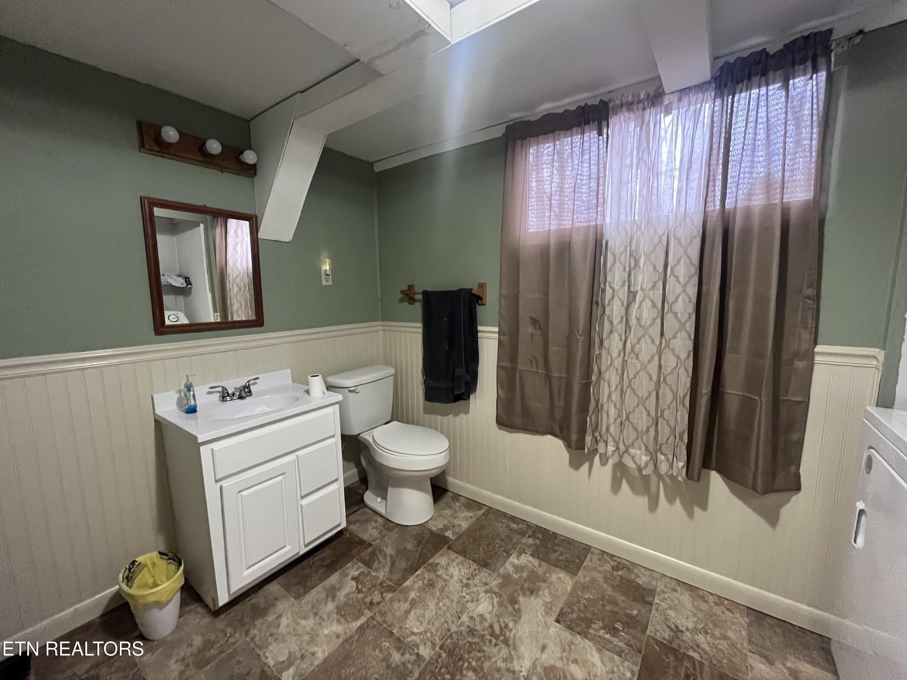 216 Mimosa Avenue Rockwood TN 37854