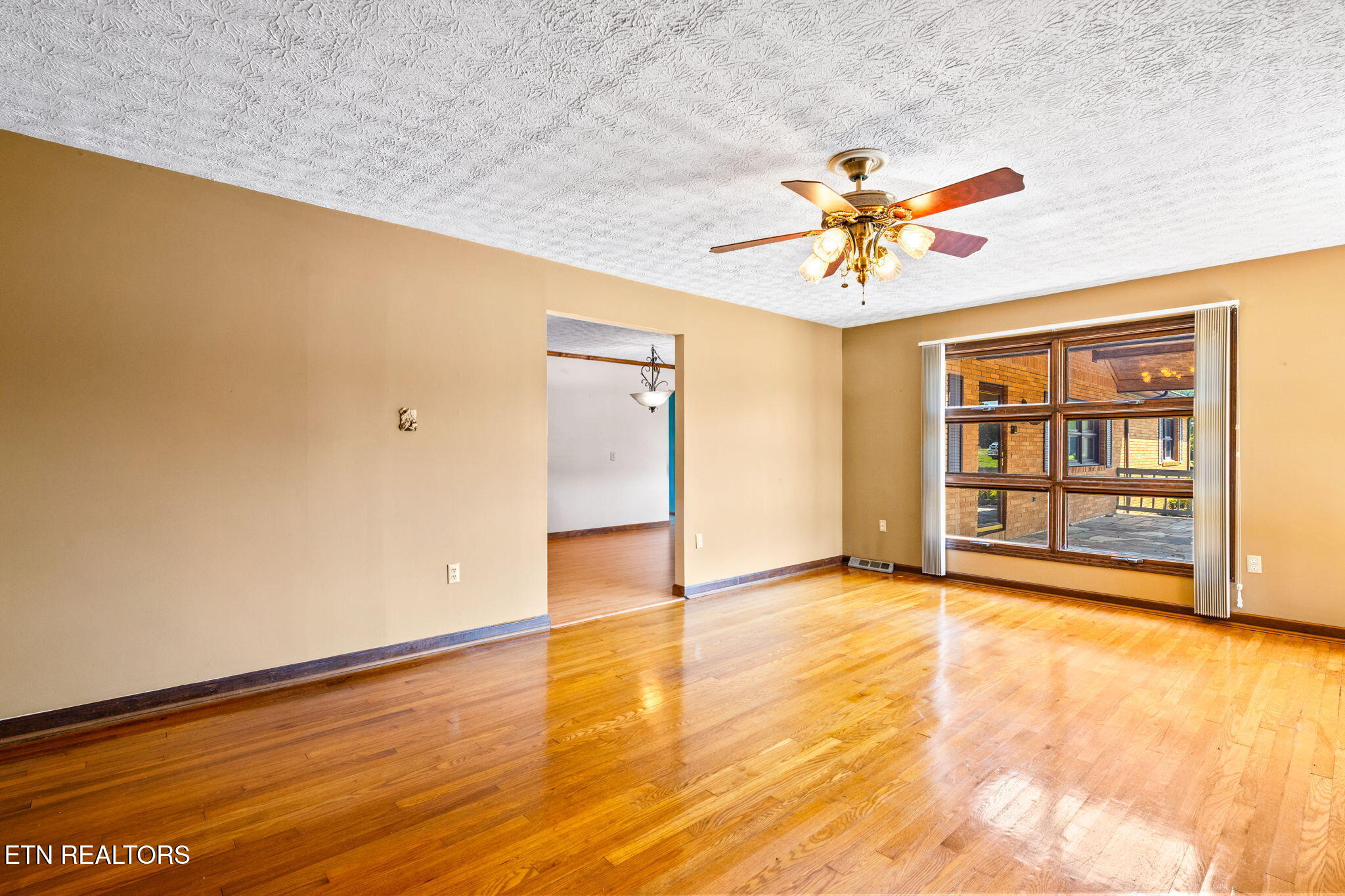 505 Claiborne Road Lafollette TN 37766
