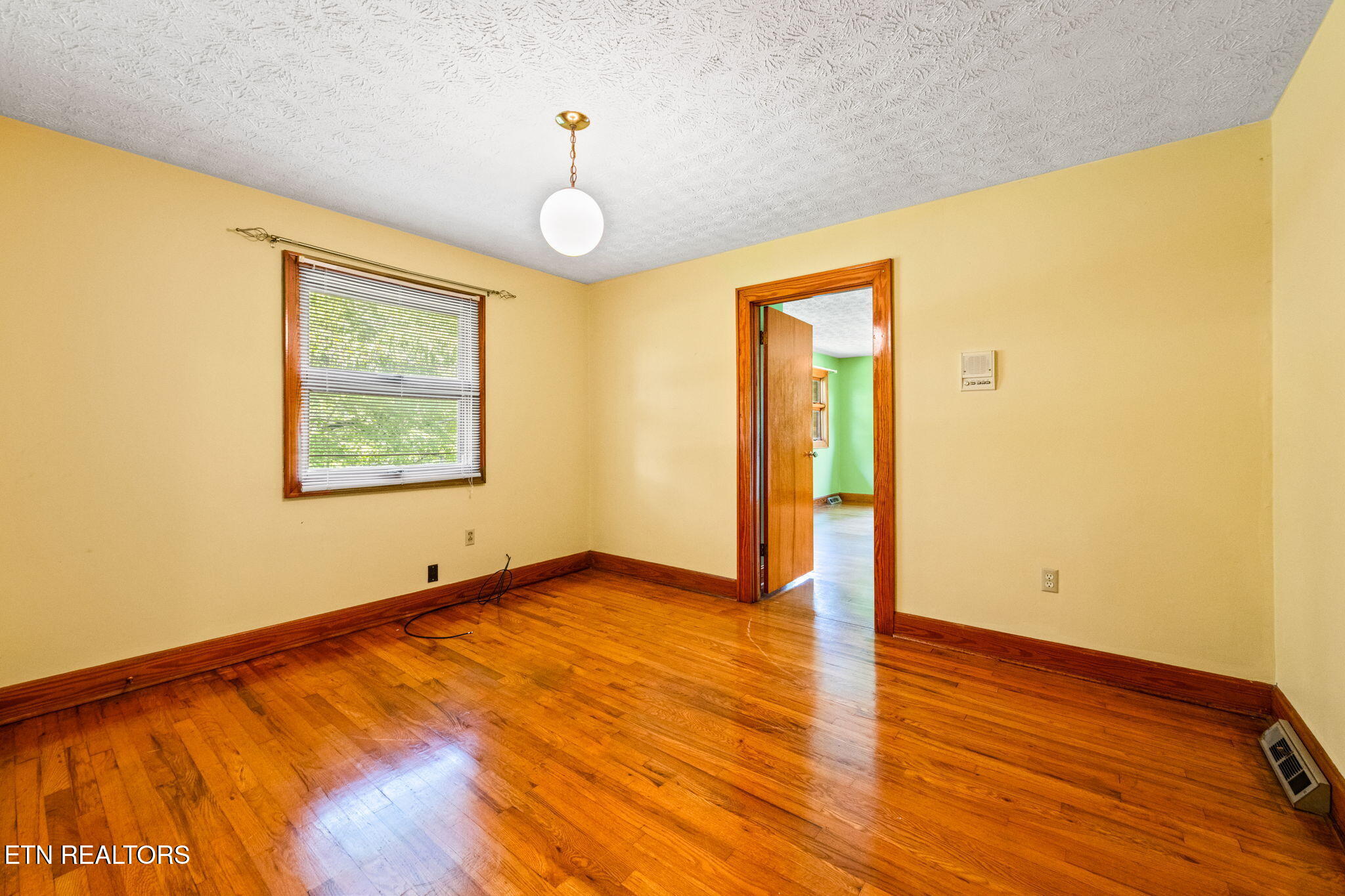 505 Claiborne Road Lafollette TN 37766