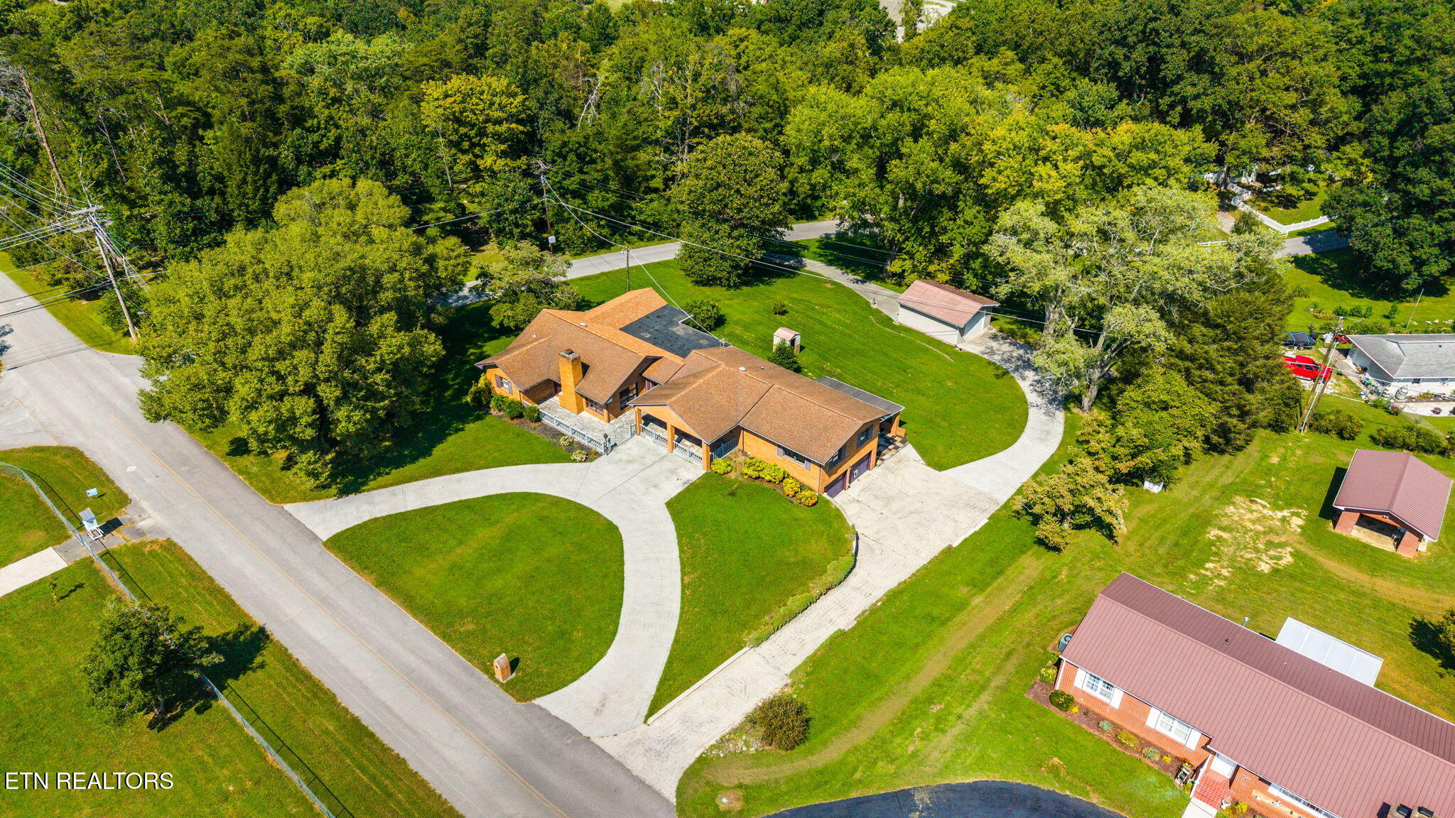 505 Claiborne Road Lafollette TN 37766