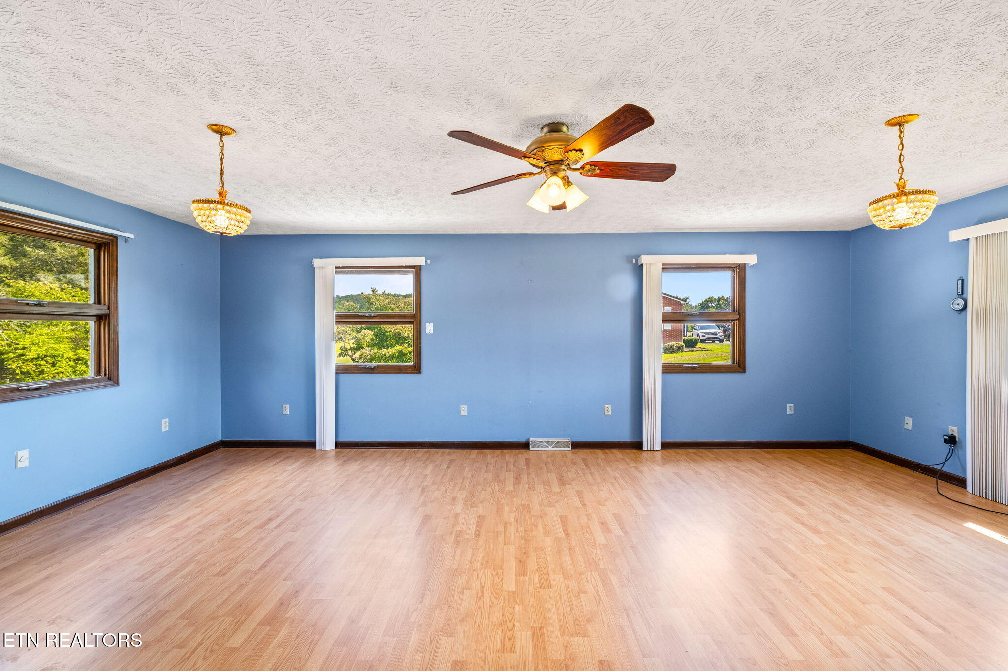 505 Claiborne Road Lafollette TN 37766