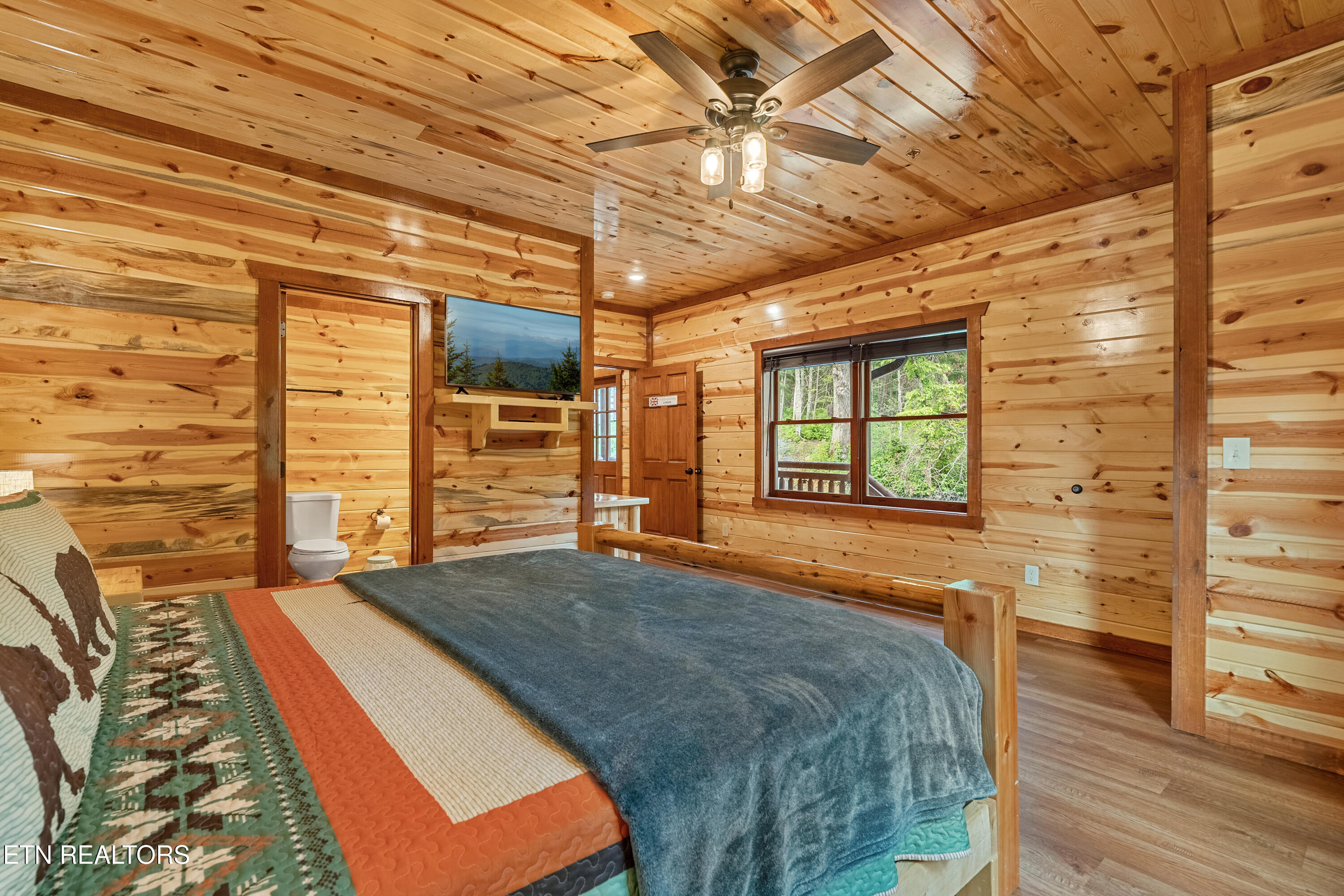 2864 Owens Rdg Way Sevierville TN 37876
