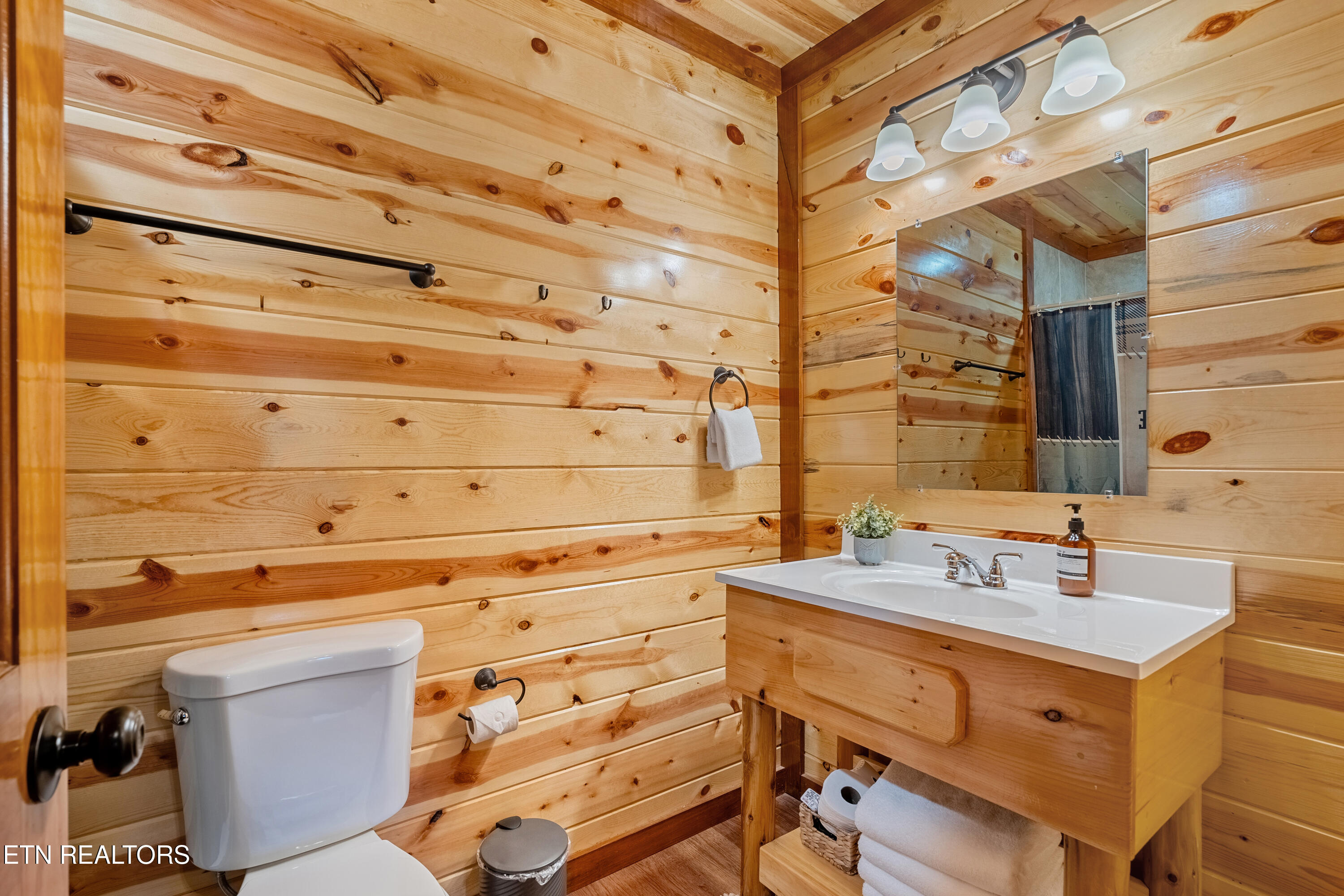 2864 Owens Rdg Way Sevierville TN 37876