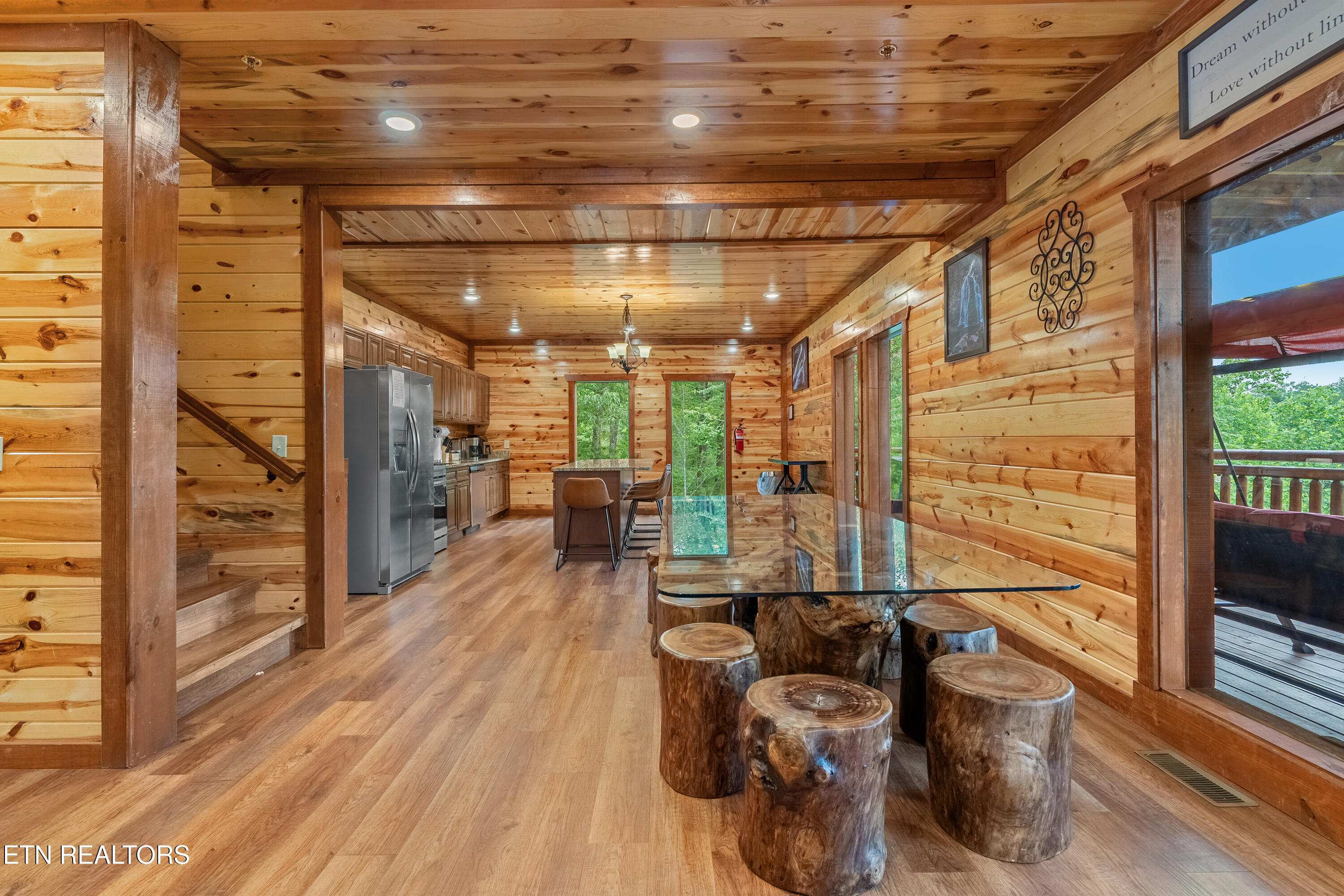 2864 Owens Rdg Way Sevierville TN 37876